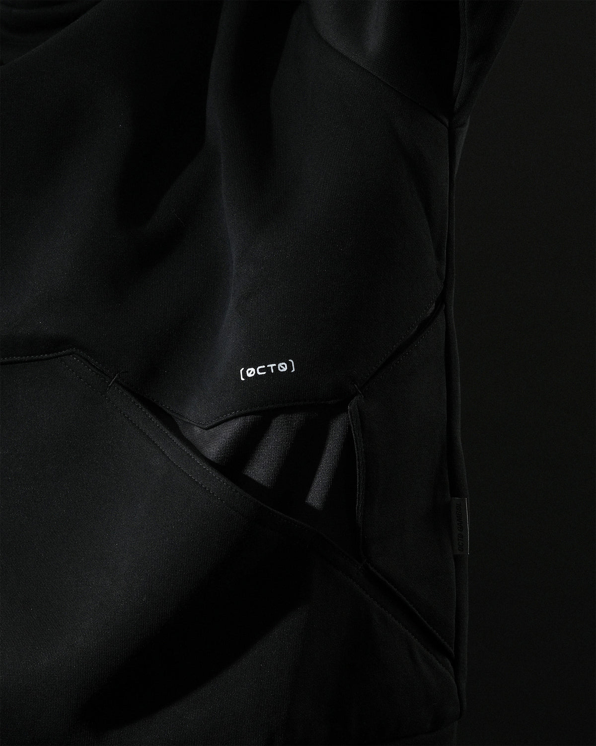 A26-S1-H / Visor Layer Hoodie (Black)