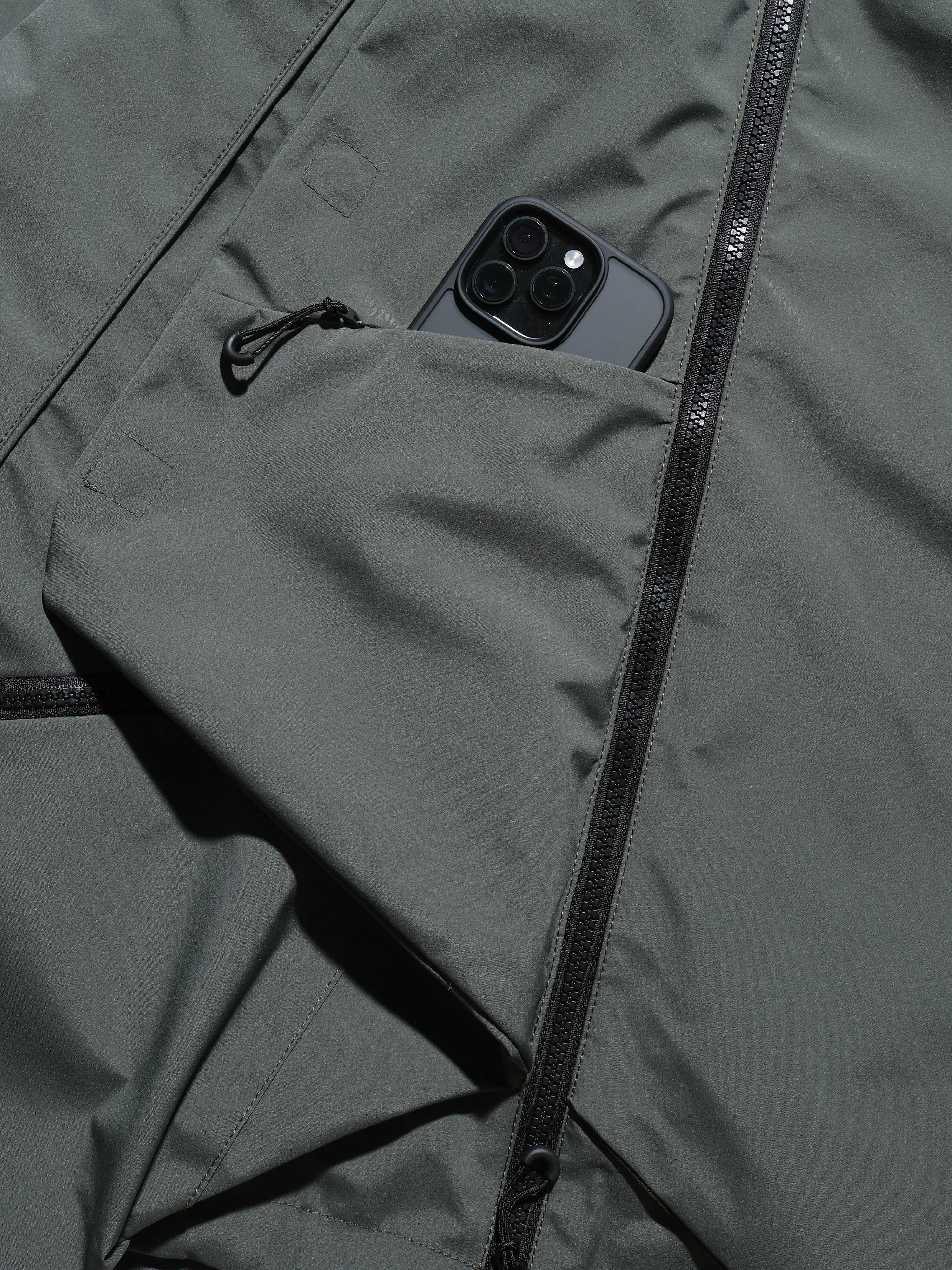 S1 A24-J-01 InverseV Visor Blazer (Green)