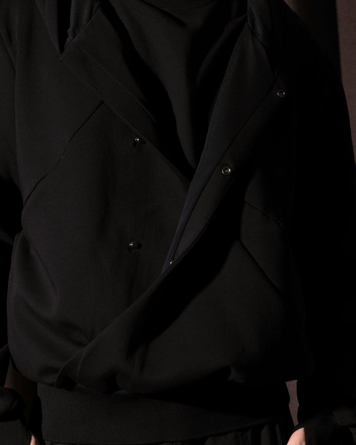 A26-SD1-H / Layered Arc Hoodie (Black)