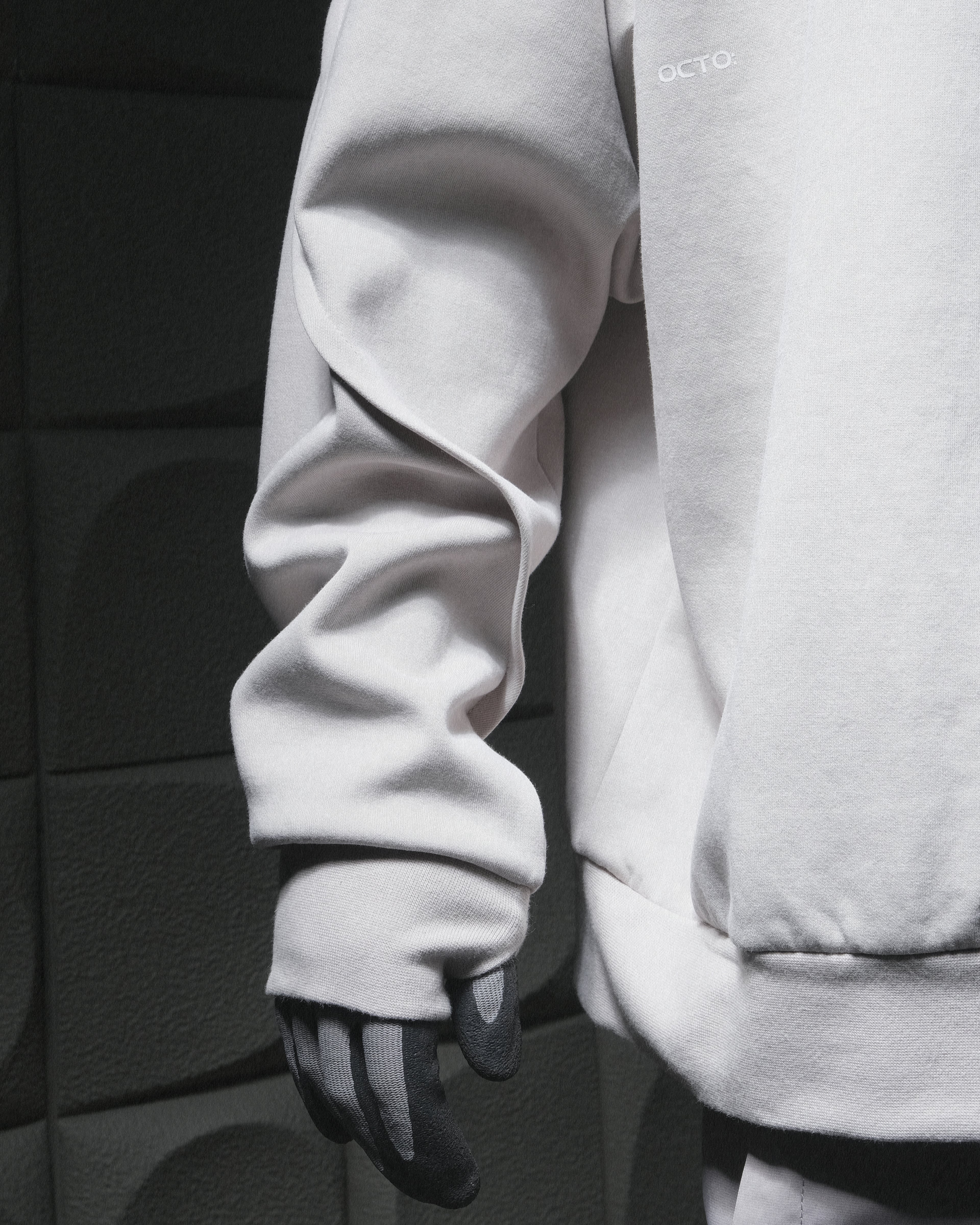 A24-CS-01-H    Futuristic Sweater (Bright Grey)