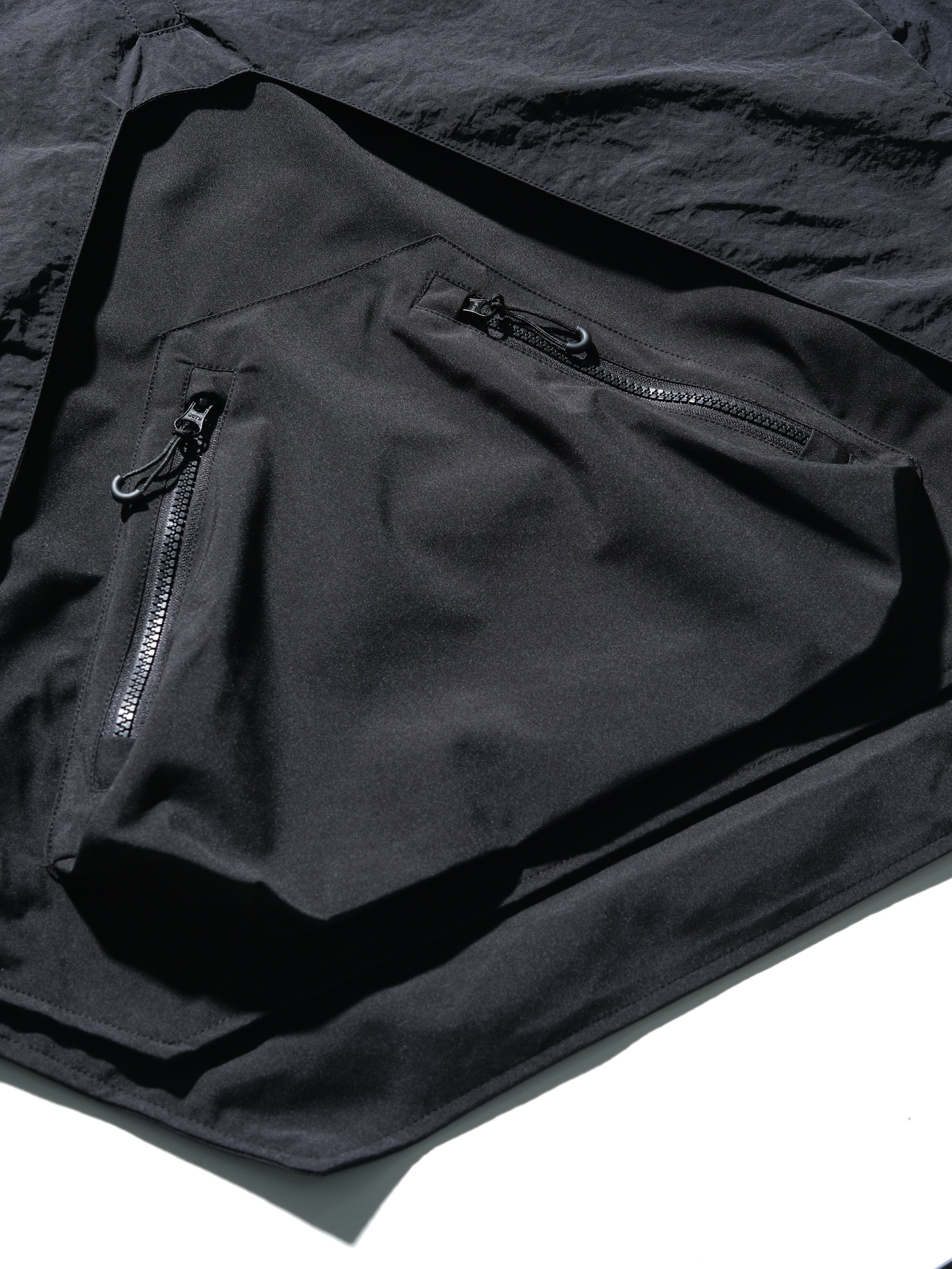 AW23 / 11 —J23-029   Ripple Tornado Pullover (Black)