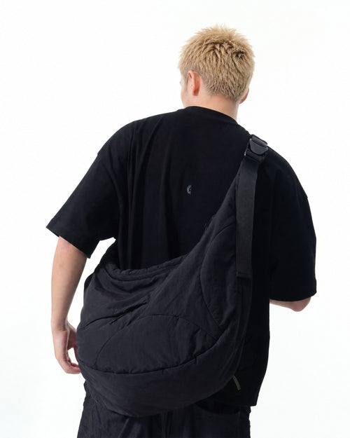 S26-C2-B / Offset Void Crescent Bag (Black)