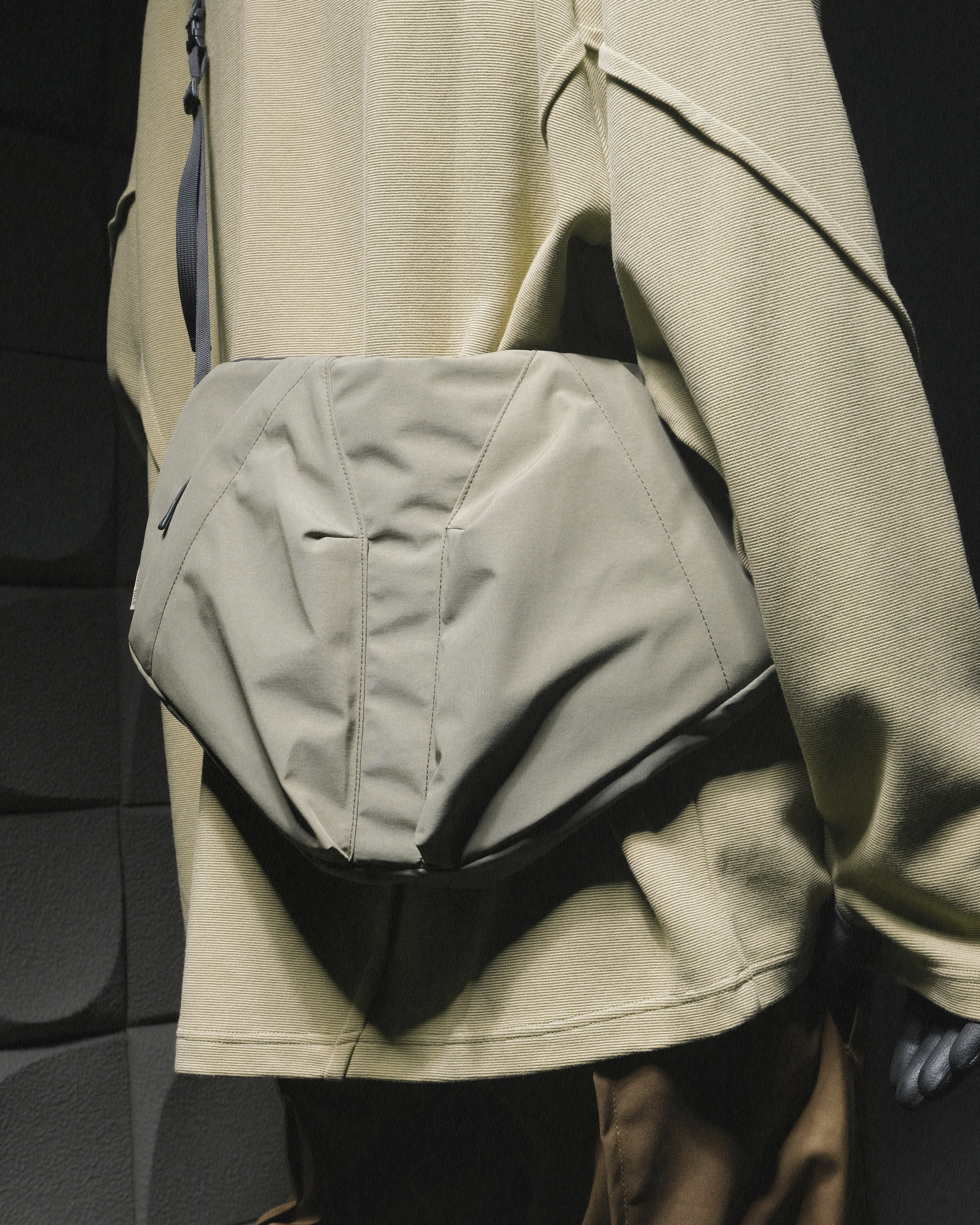 A24-CS-01-B  Futuristic Crossbody Bag (Seal Green)