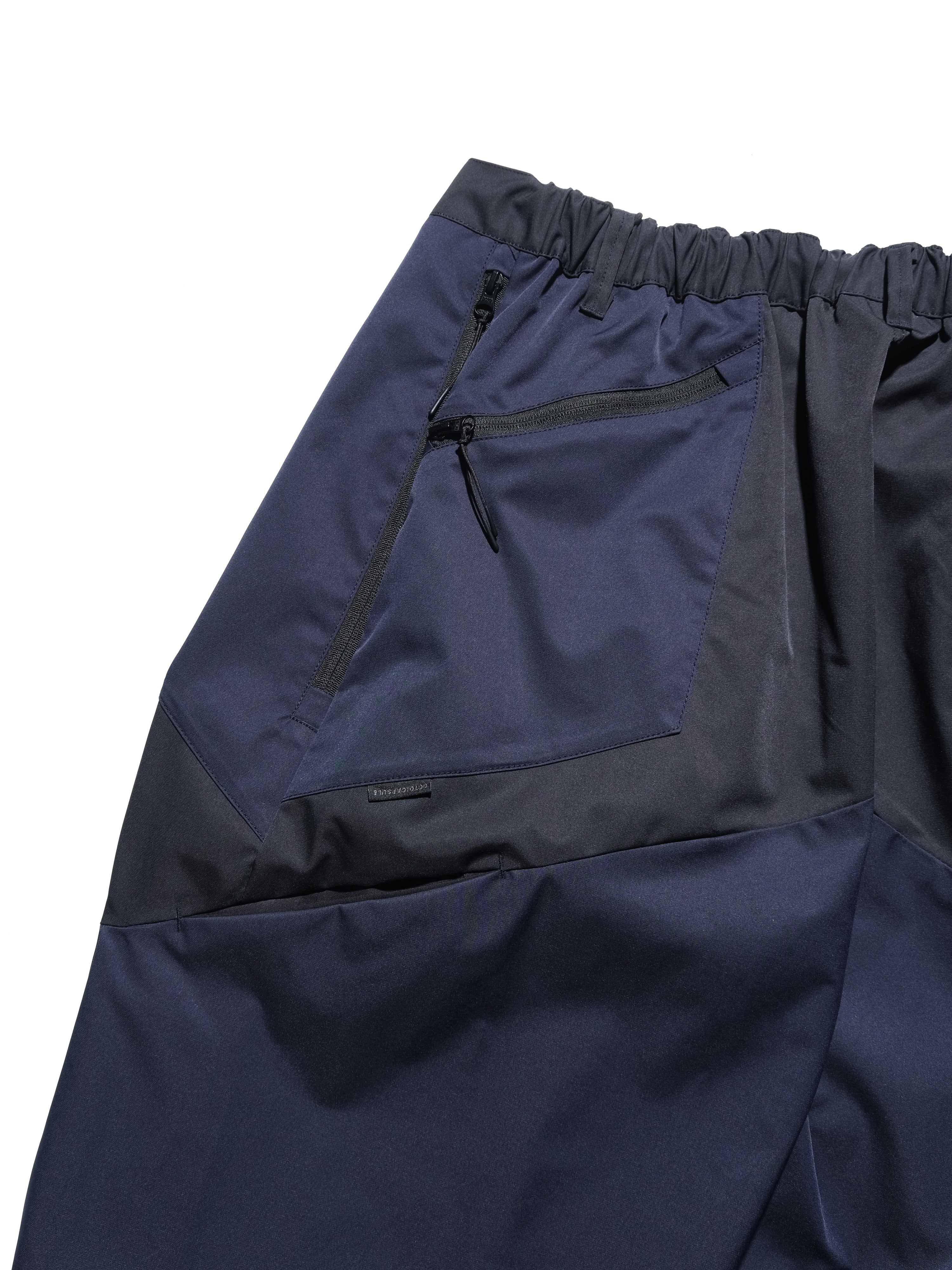 Capsule 02 / CSP-126 Discrete Nylon Pants   (Navy)
