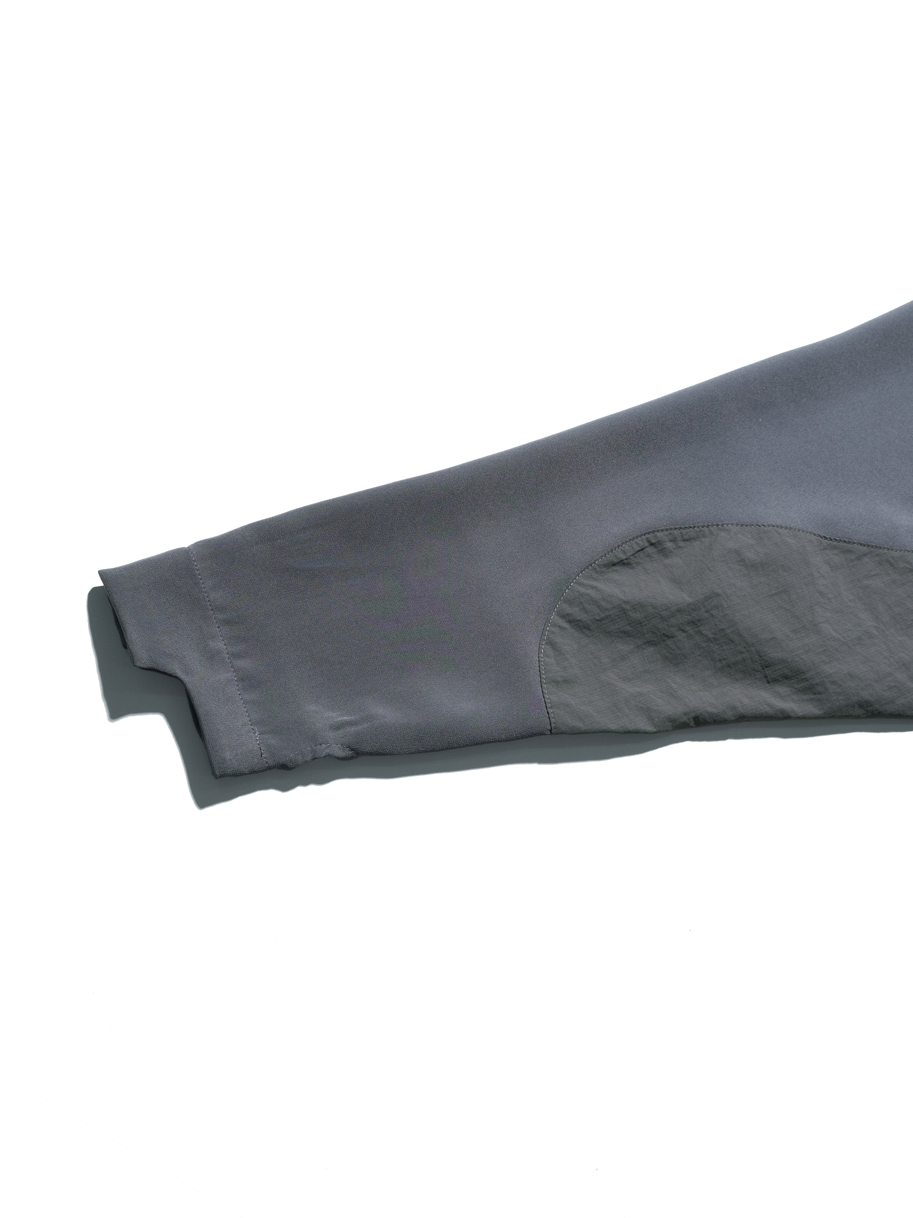 Capsule 03 / CST-124 Psammite Nylon Long Sleeve T-shirt  (Stone Grey)
