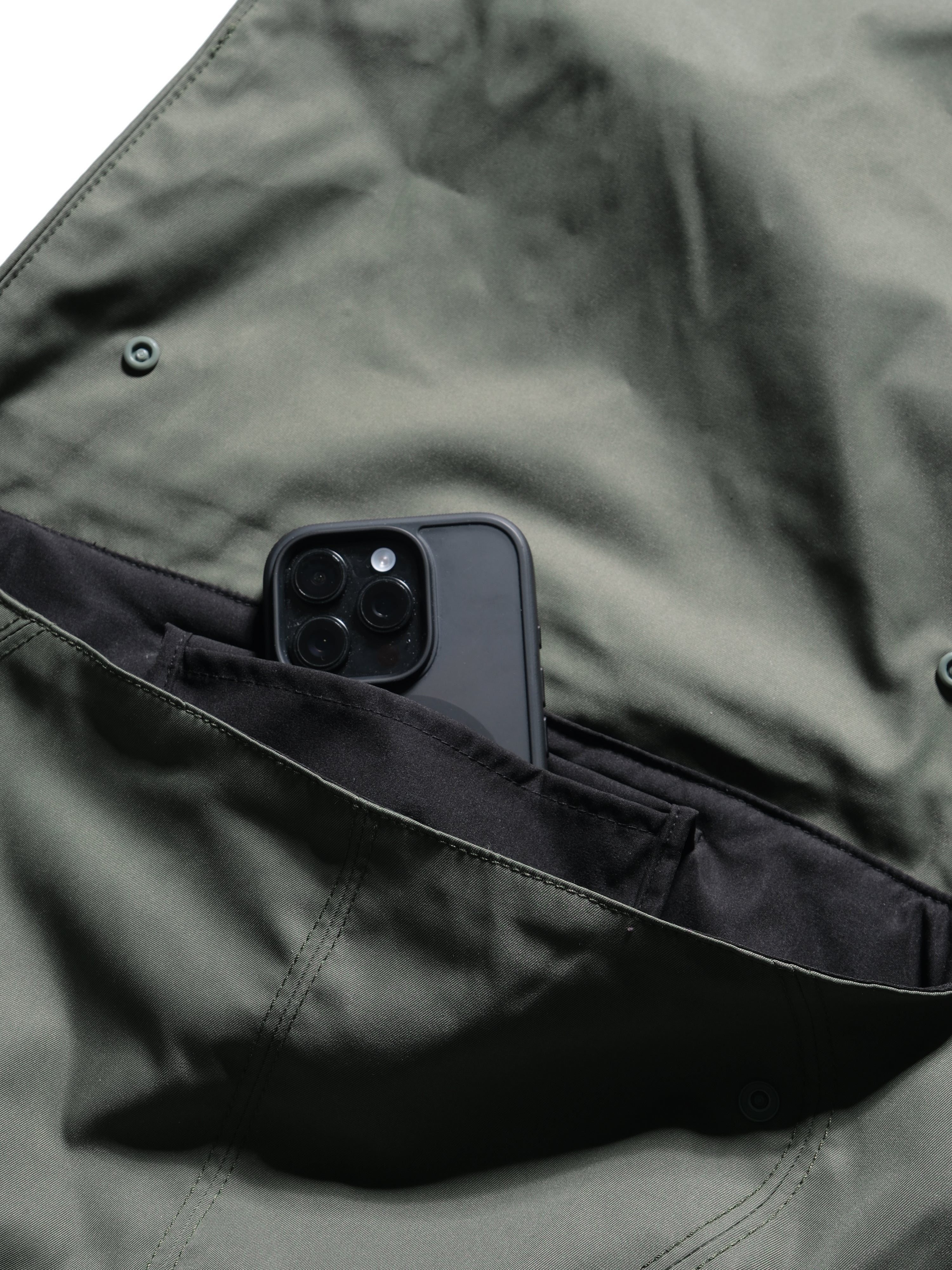A24-CS-03-B Altitube Rolling Bag (Green)