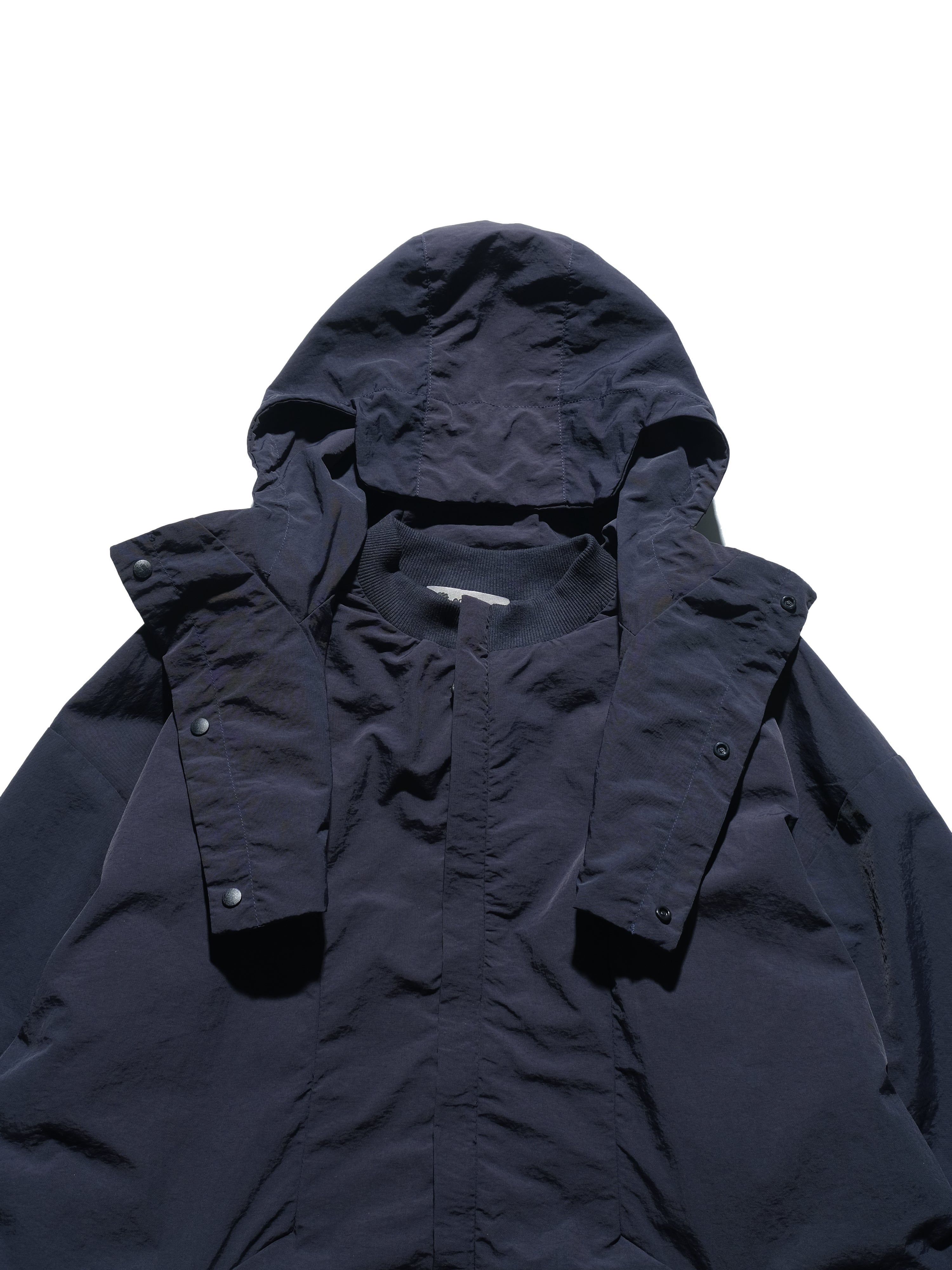 AW23 / 10 — T23-076  Detachable Mighty form Windbreaker (Navy)
