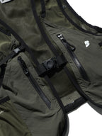 S24  / 18 —  O-03  Maneuverable Mighty Form Vest (Green)