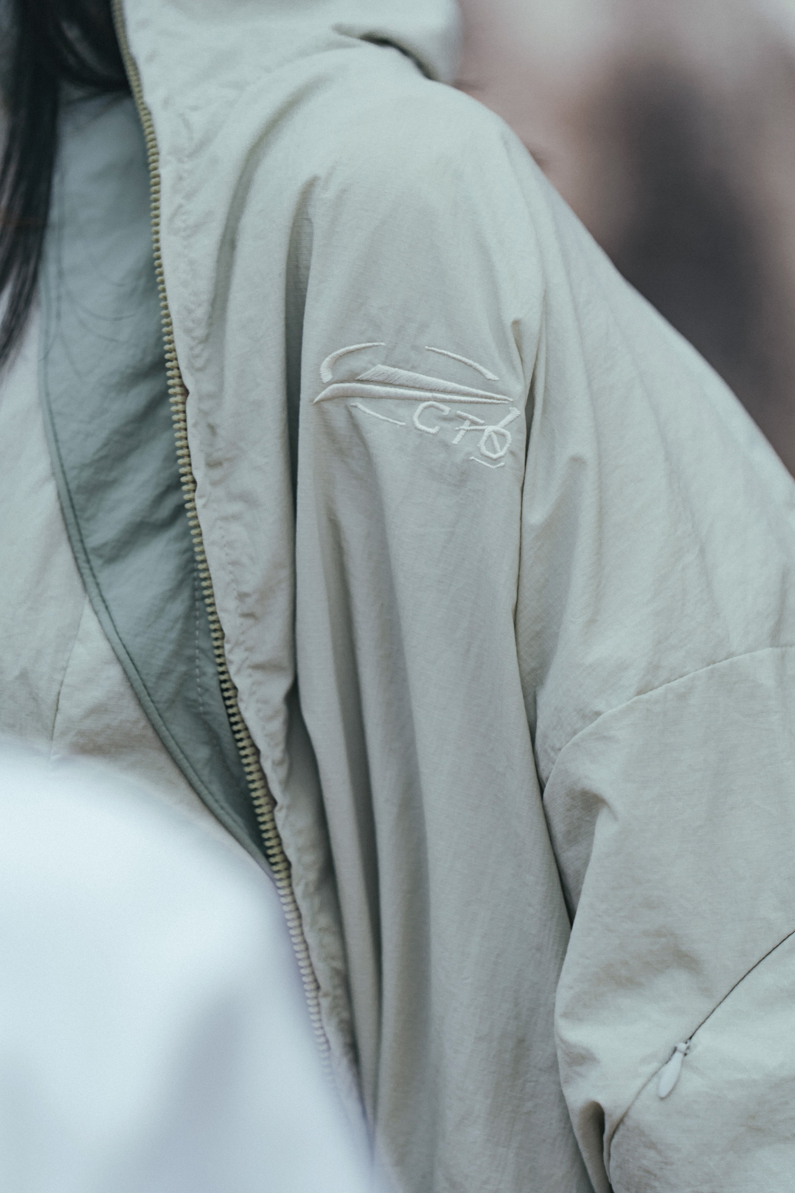 OCTO x SENSE S25-OS-WJ Fissure Technical Jacket (Ivory)