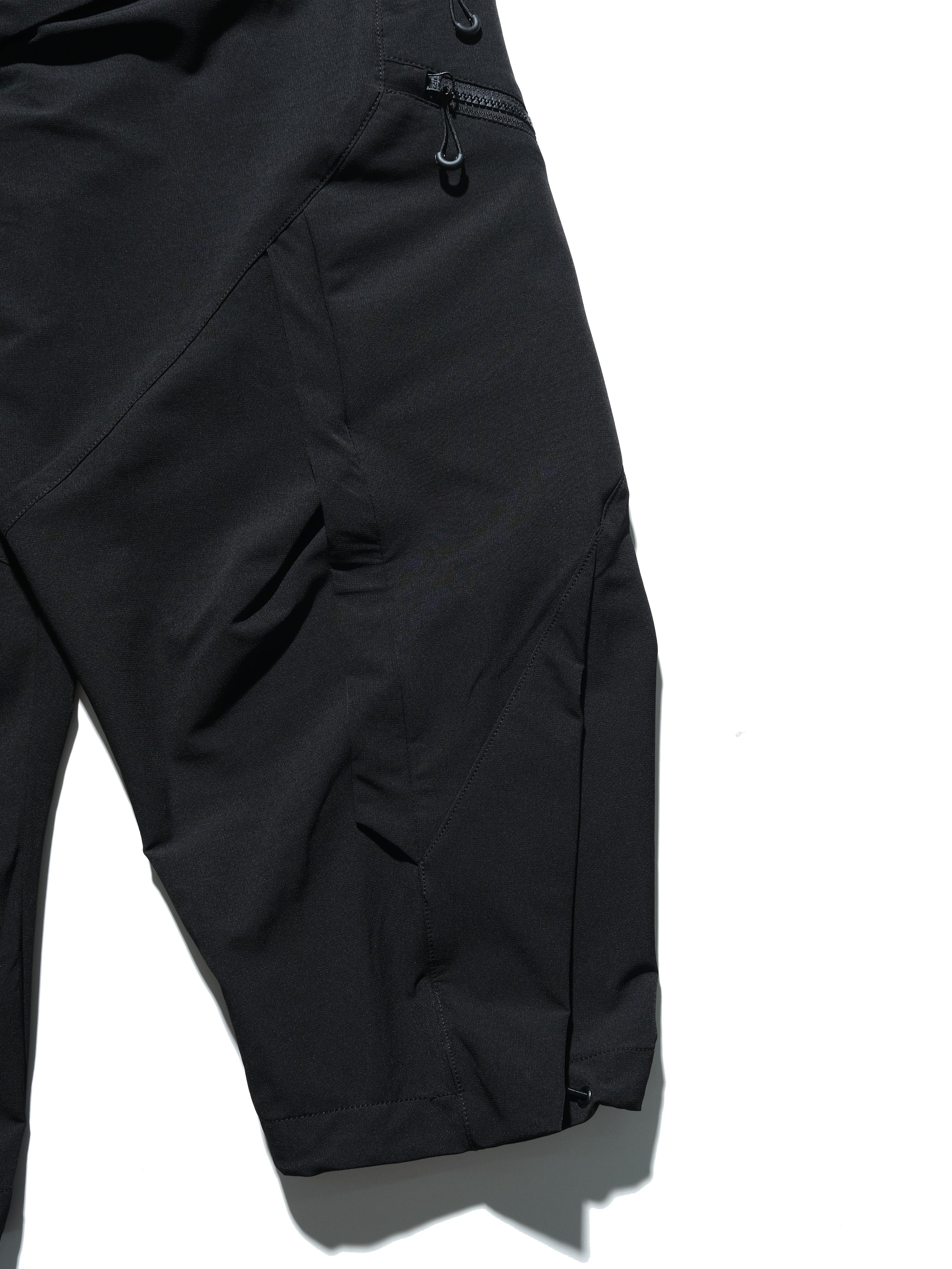 AW23 / 02 —  P23-130 Trapezoidal V-Shape Visor Arc Wide Pants  (Black)