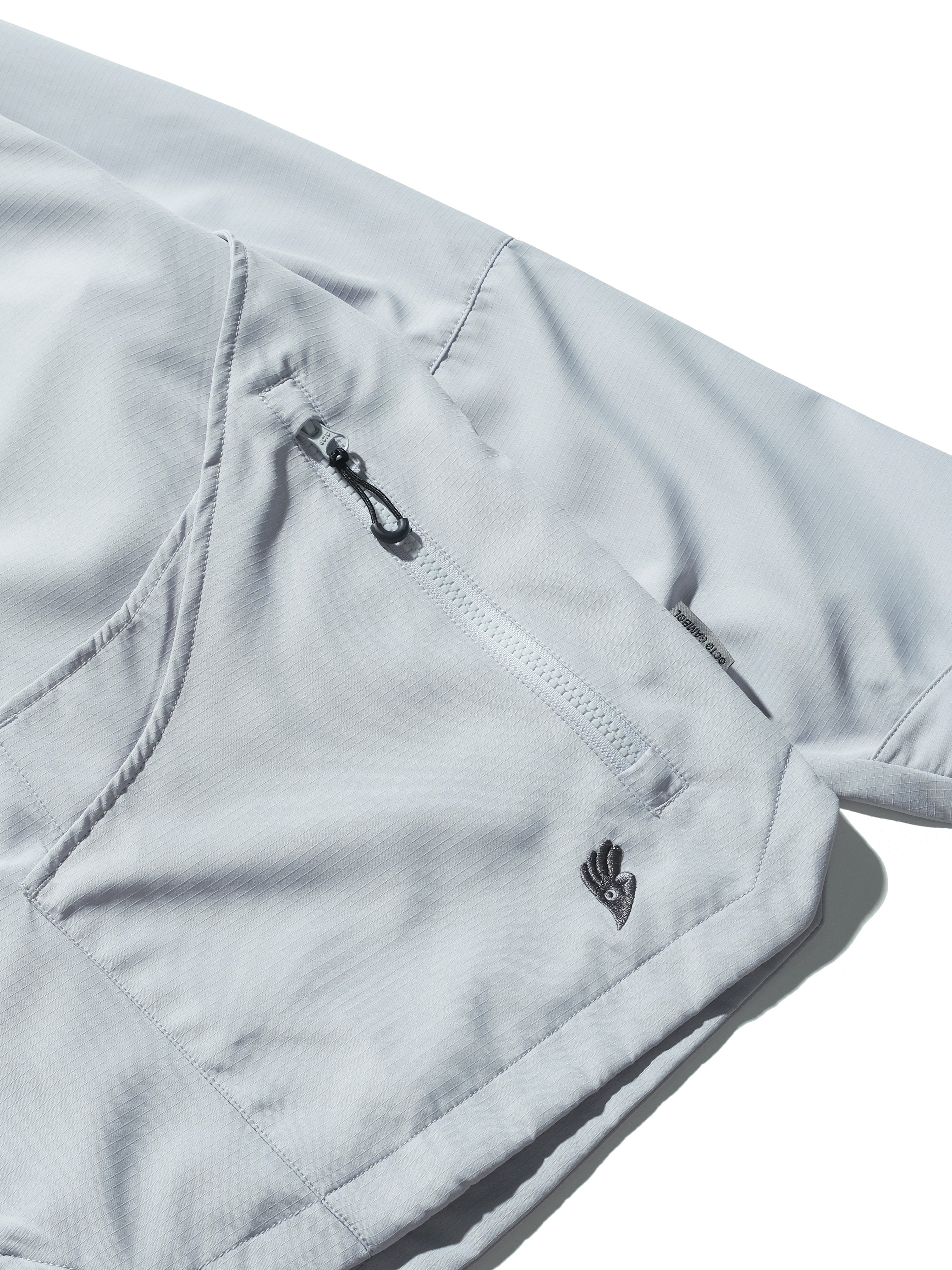 AW23 / 04 —J23-026  Oblique deformation Blazer (Bright Grey)
