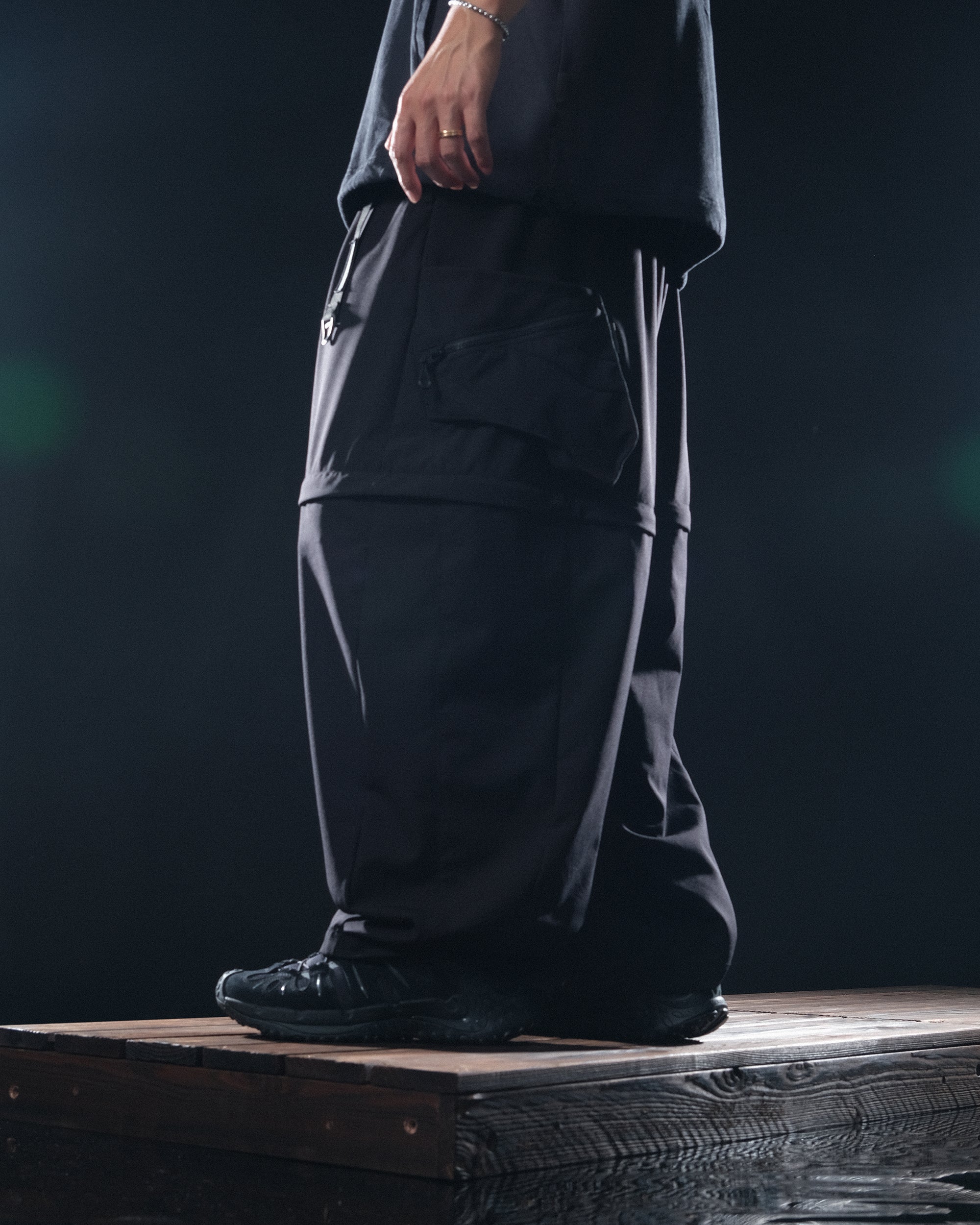 S25-OL-P Octo x Lonely.crocodile Dual Scale Detachable Pants (Black)
