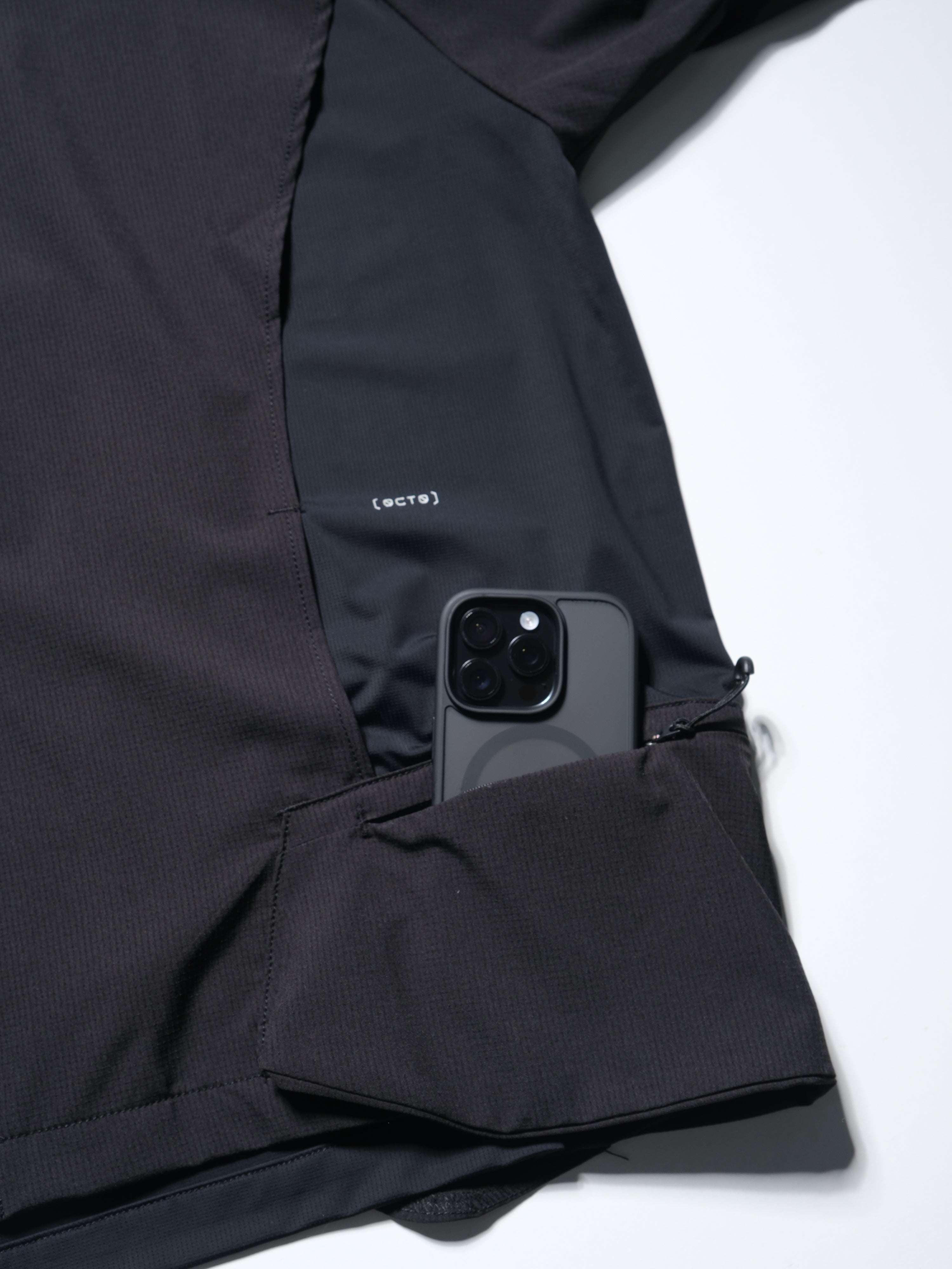 S1/ S25-O-01 Tornado Outer (Black)