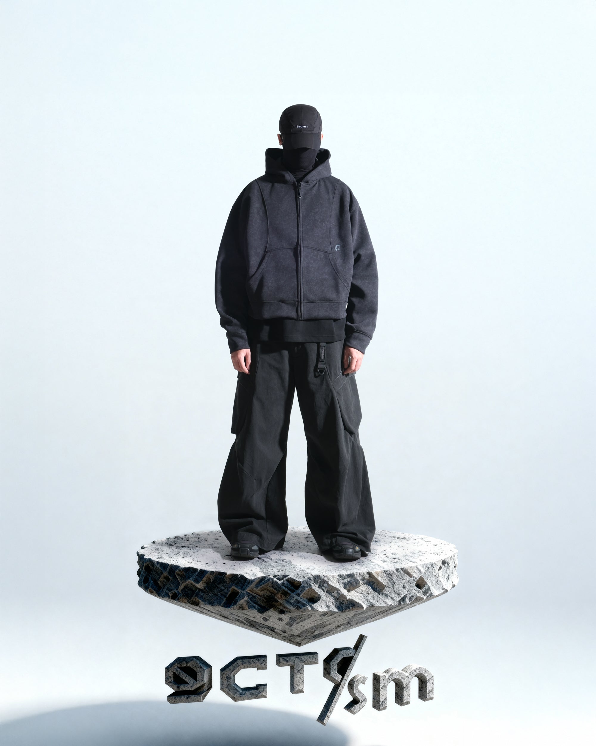 A25-OI-H OCTO X IONISM Strata Zip-up (Black)