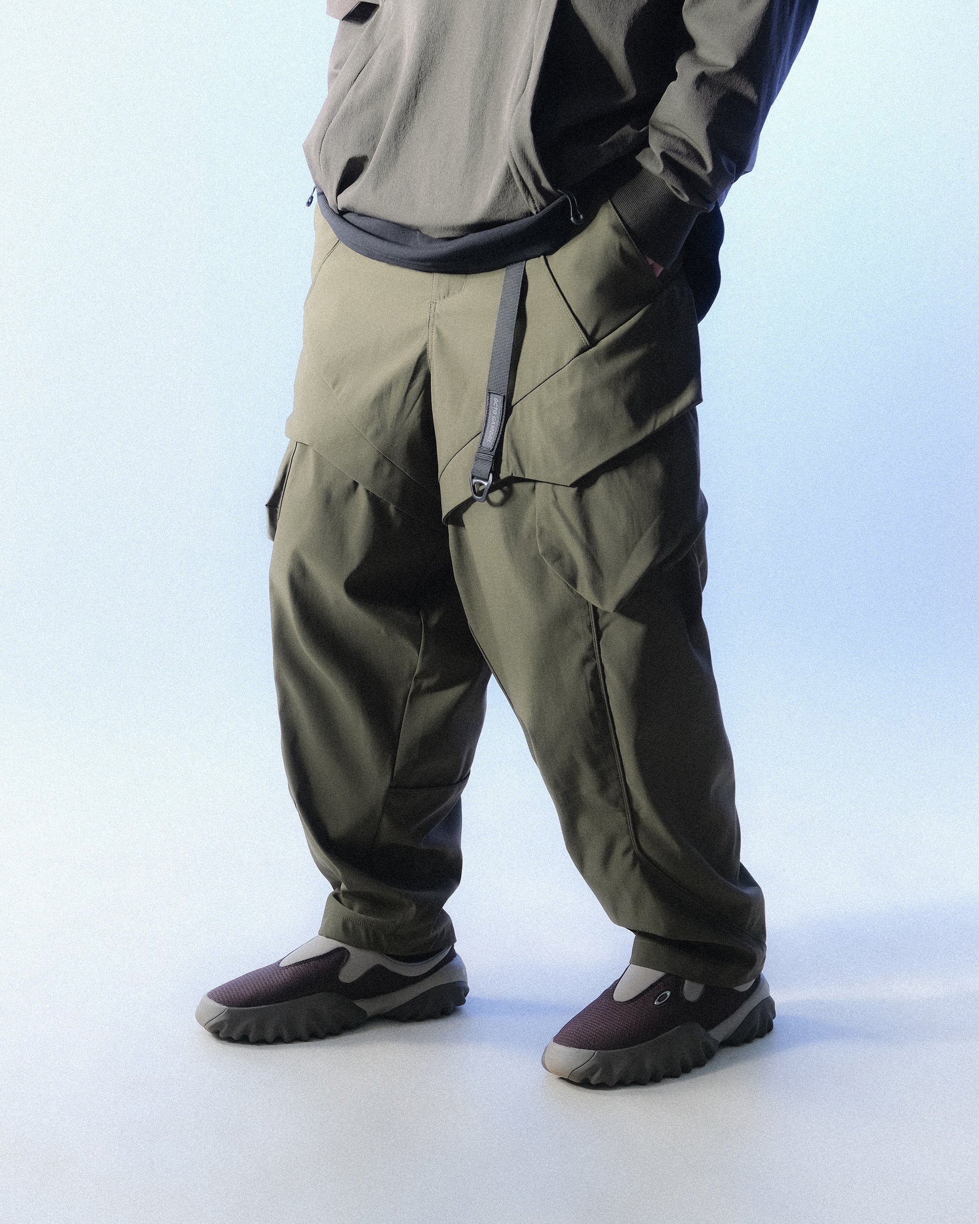S1 A24-P-01  AngleCut Visor Camber cone Pants (Green)