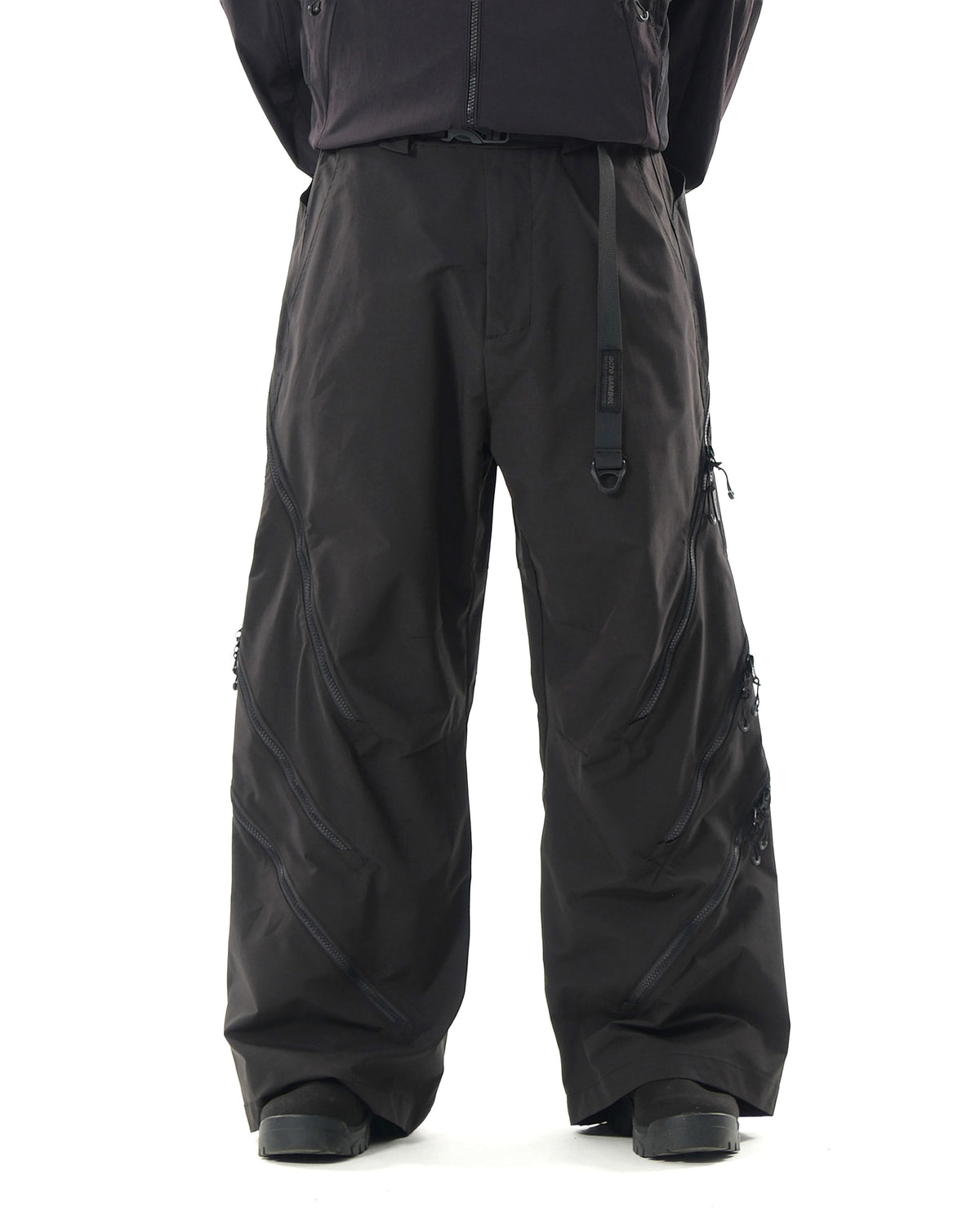 A26-PRE-P2 / Multi-Vent Vertical Pants (Black)