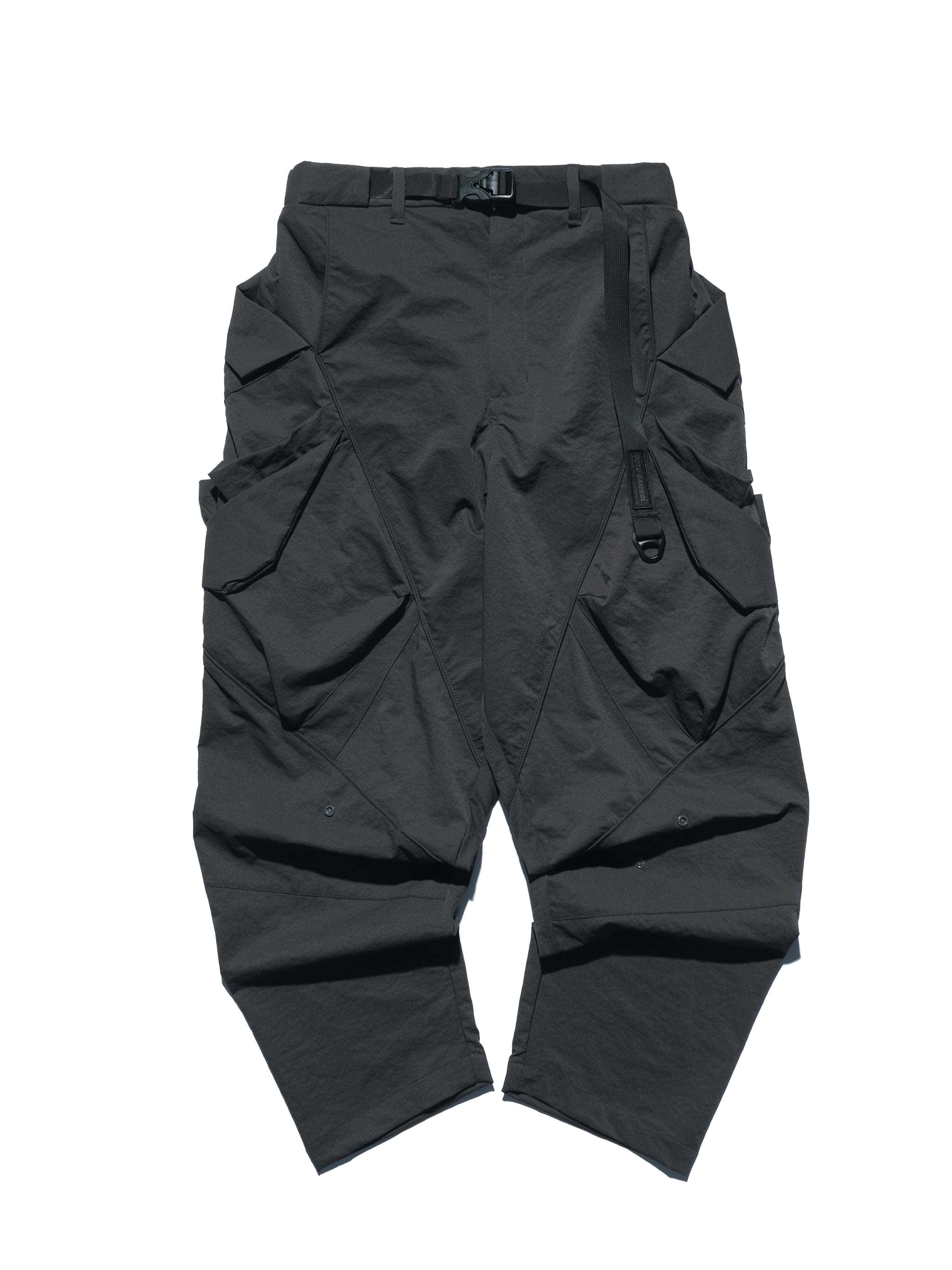 SS23 / 06 —  P23-127 Transform Orb Pants  (Gauntlet Green)