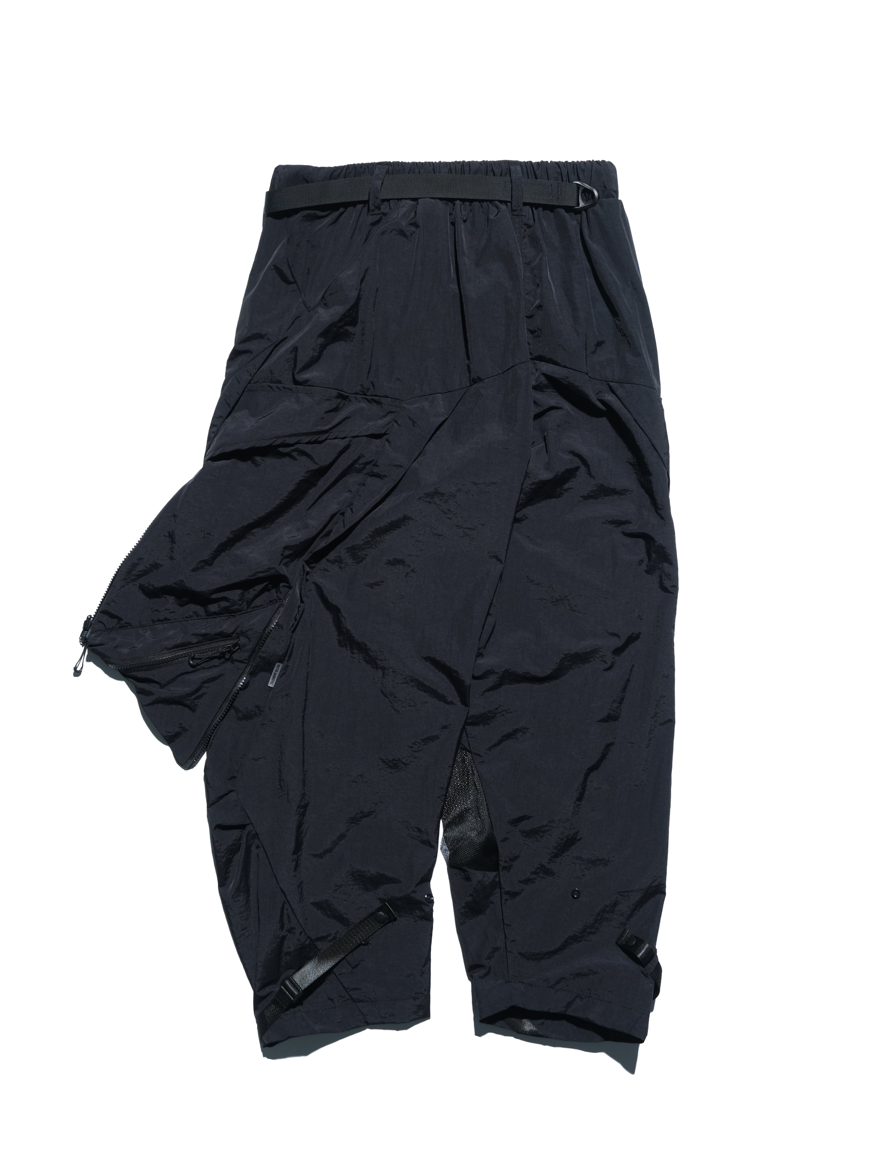 SS23 / 12 —  P23-129 Rollable Pocket Pants  (Black)