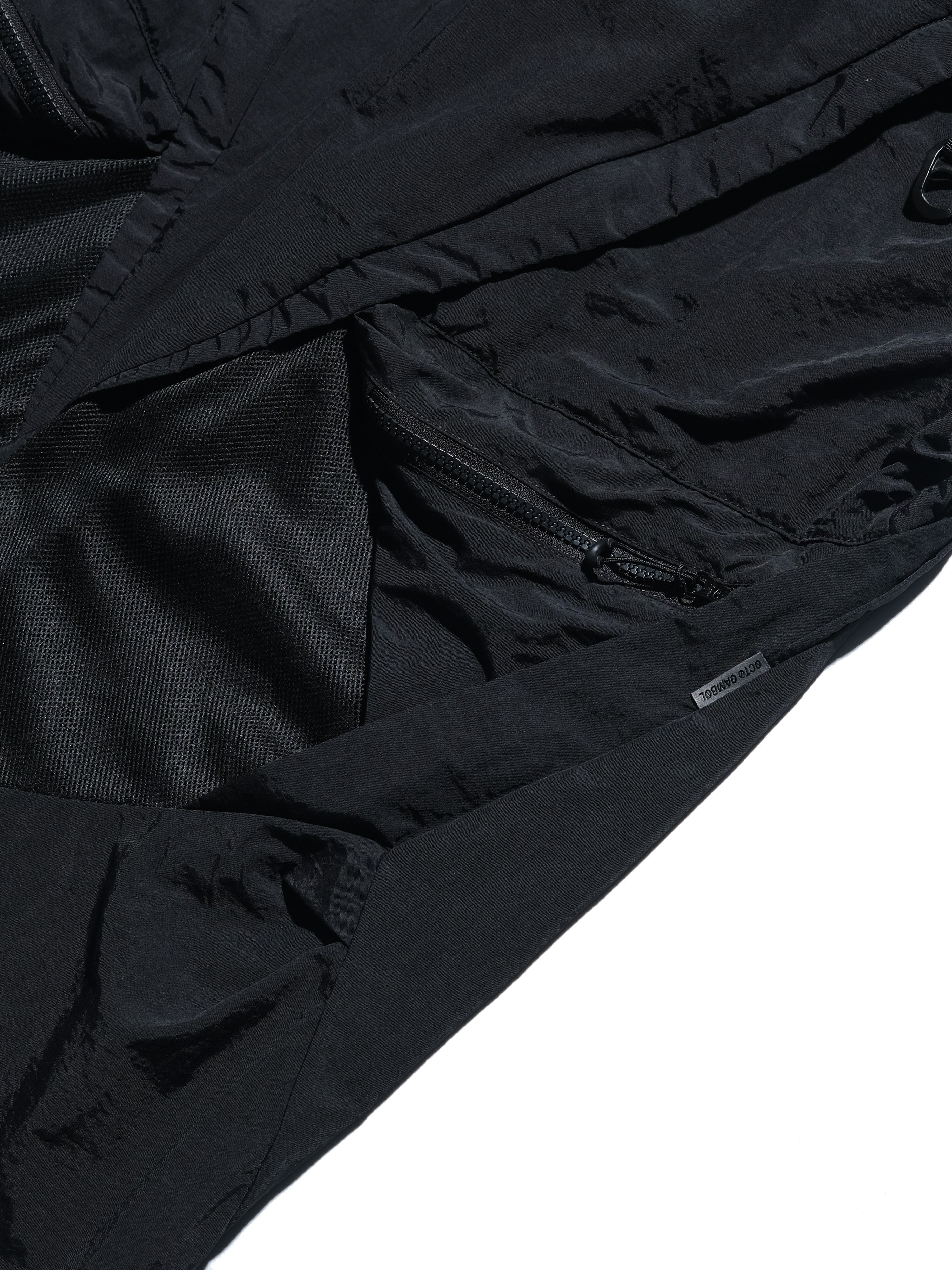 SS23 / 12 —  P23-129 Rollable Pocket Pants  (Black)