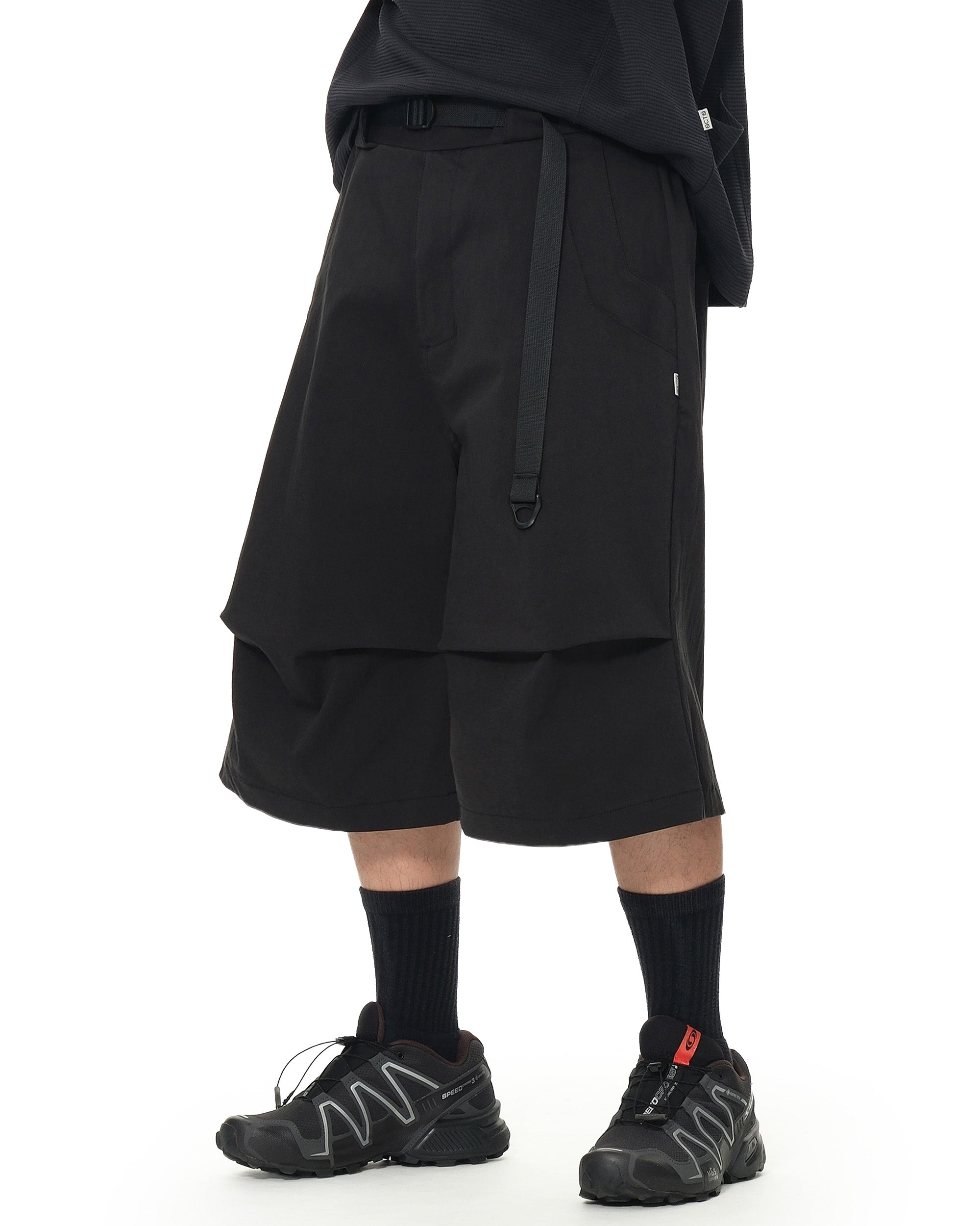 S26-PR-S2 / Layer Cutting Shorts (Black)