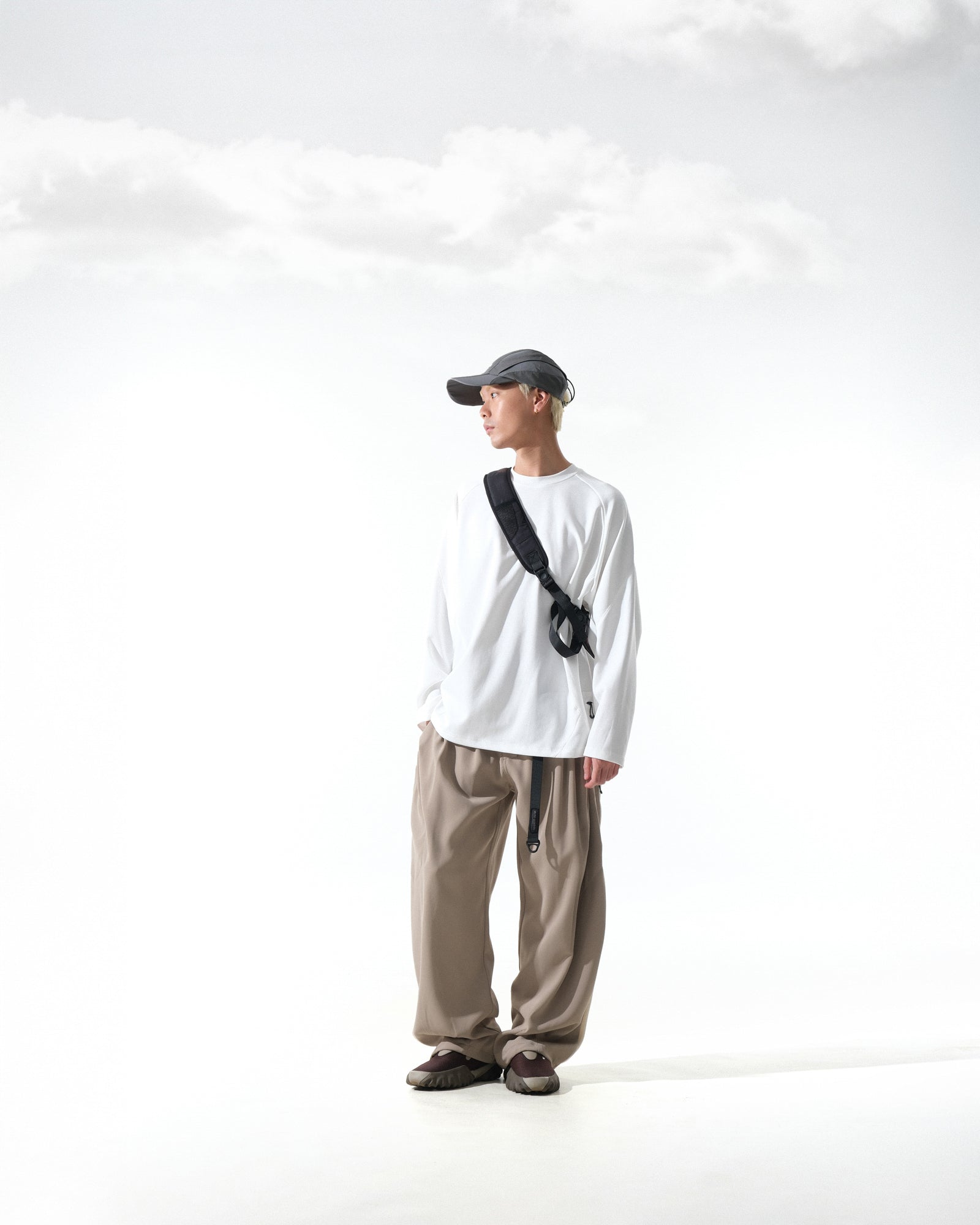 A25-PRE-P2 / Streamline Pants (Khaki)
