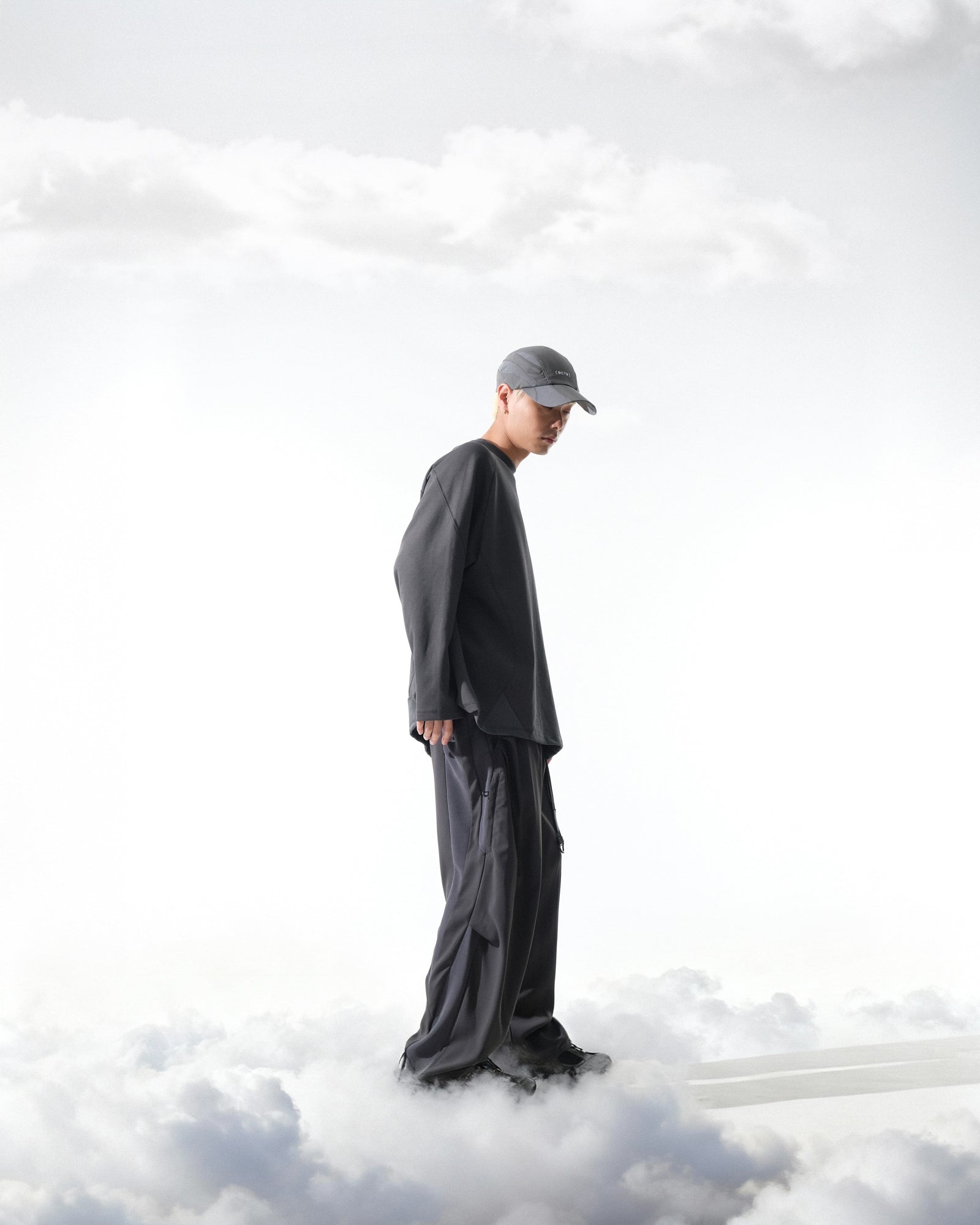 A25-PRE-P2 / Streamline Pants (Grey)