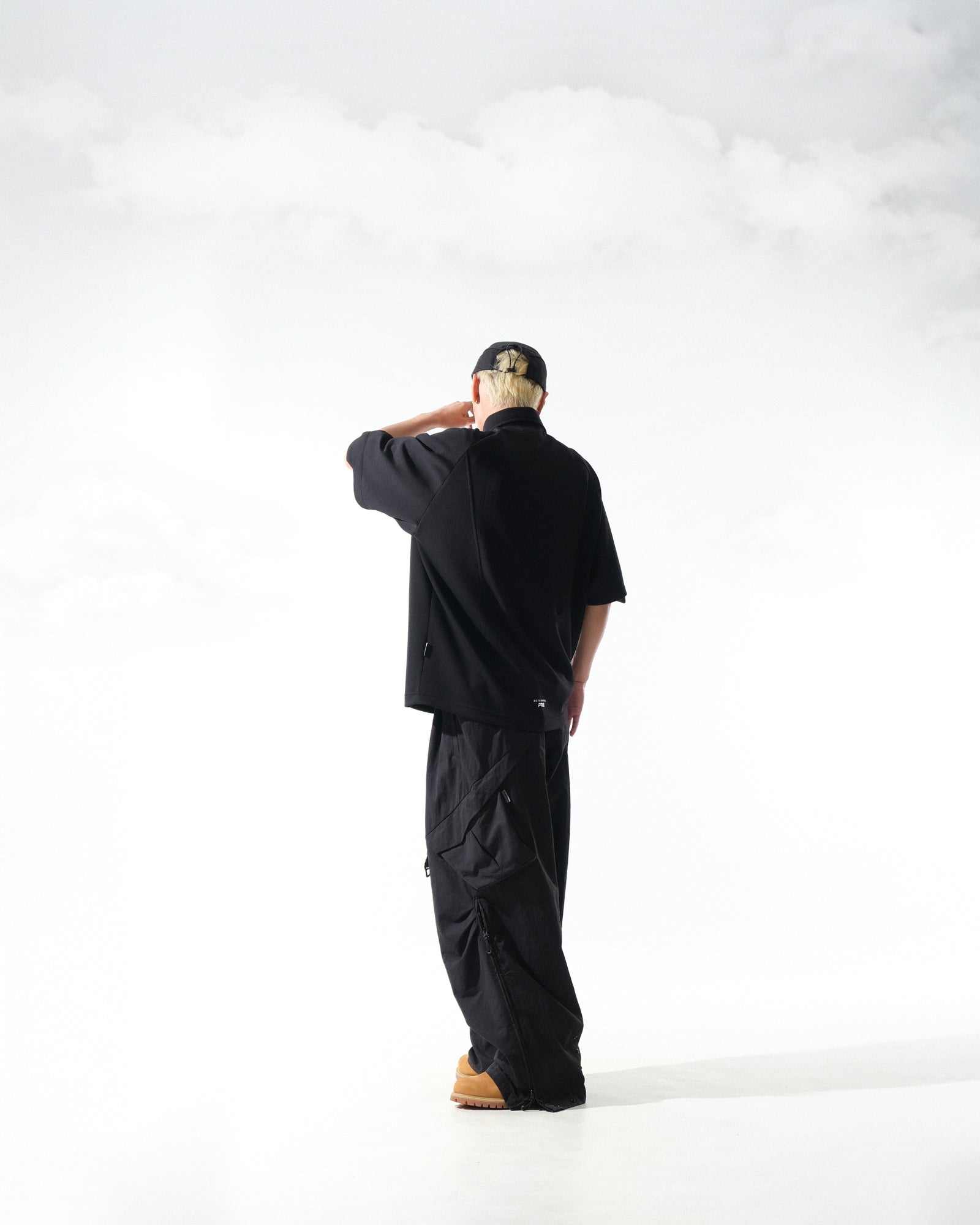 A25-PRE-T1 / Detachable Polo Shirt (Black)