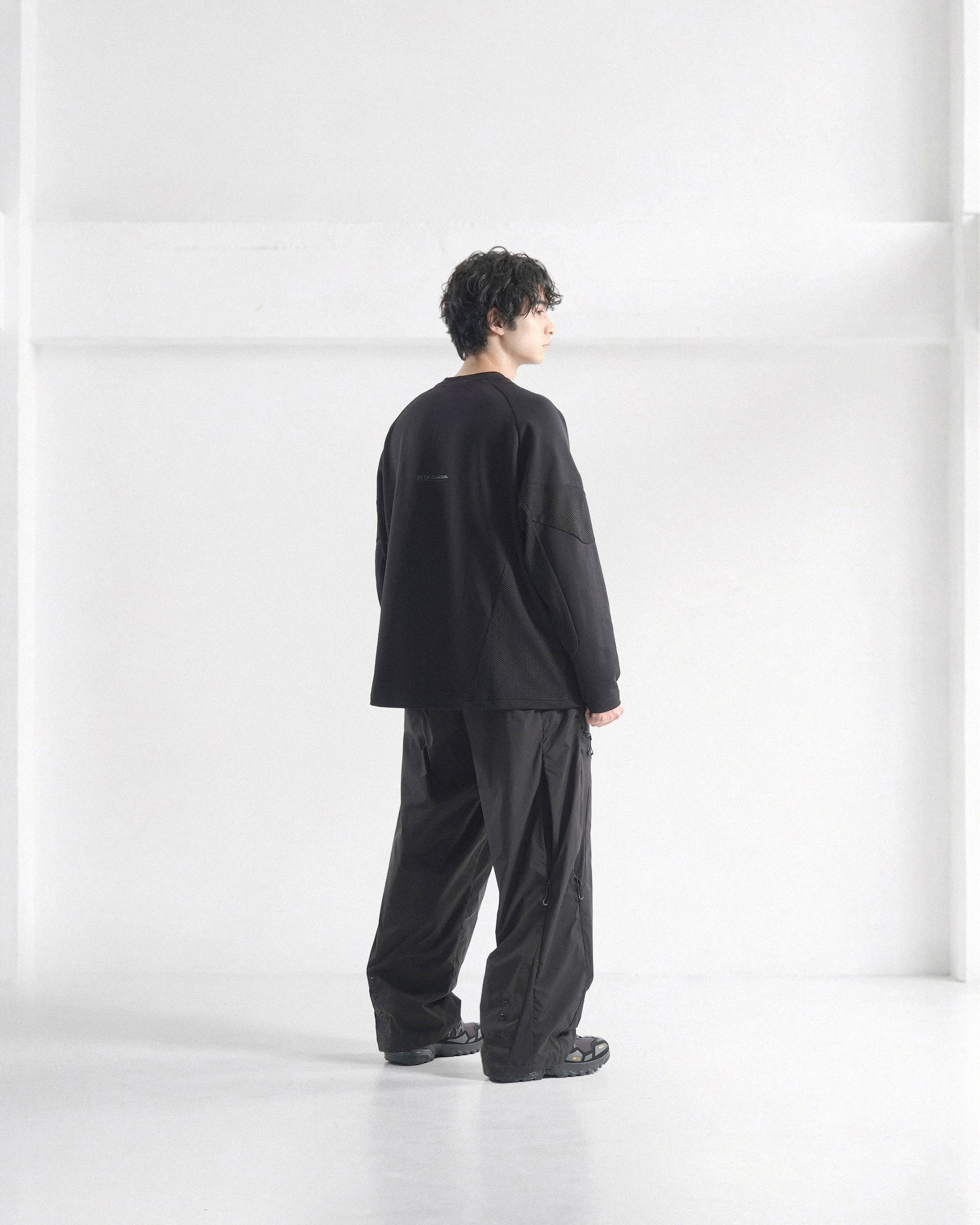 S26-PRE-T1 / Flow Mesh Tee (Black)