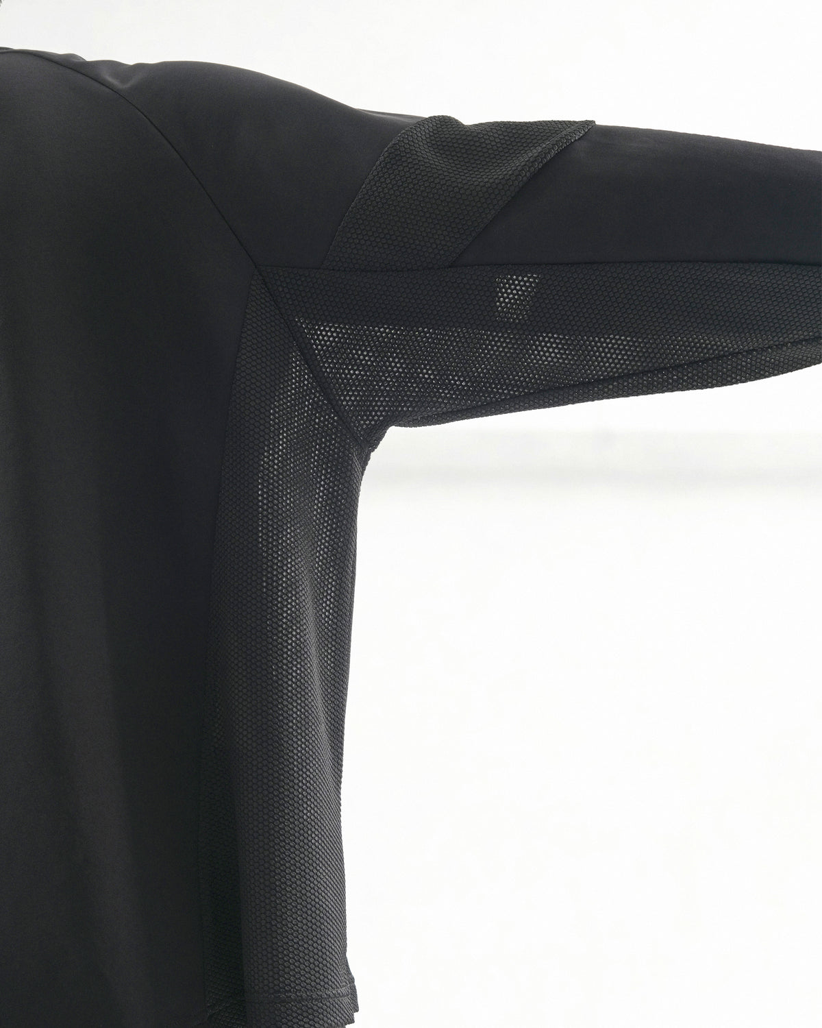 Octo Mesh S26-PRE-T1 / Flow Mesh Tee (Black) – OCTO GAMBOL