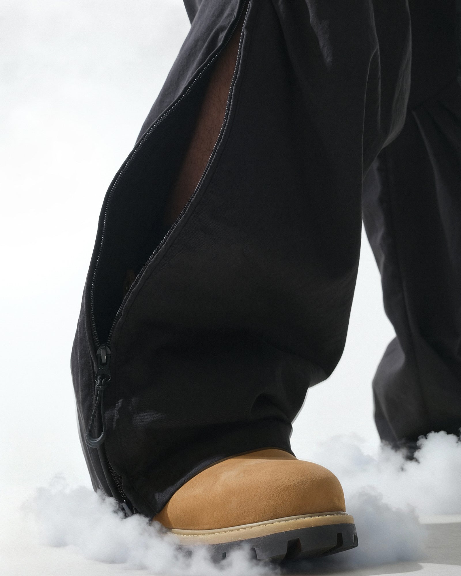 A25-PRE-P1 / Vertical Adapt Pants (Black)