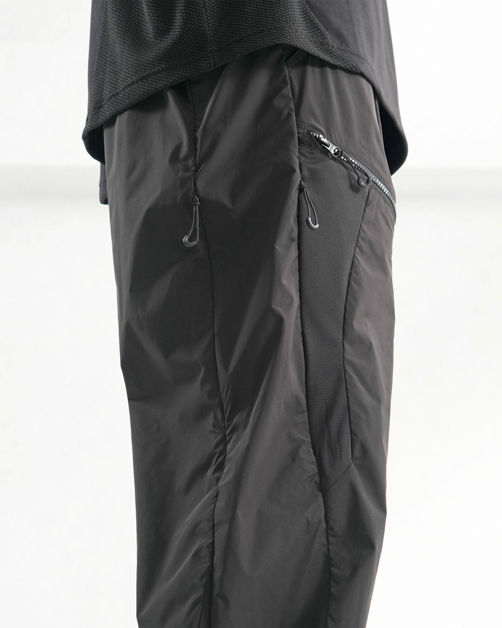 S26-PRE-P / Vent Zip Pants (Black)