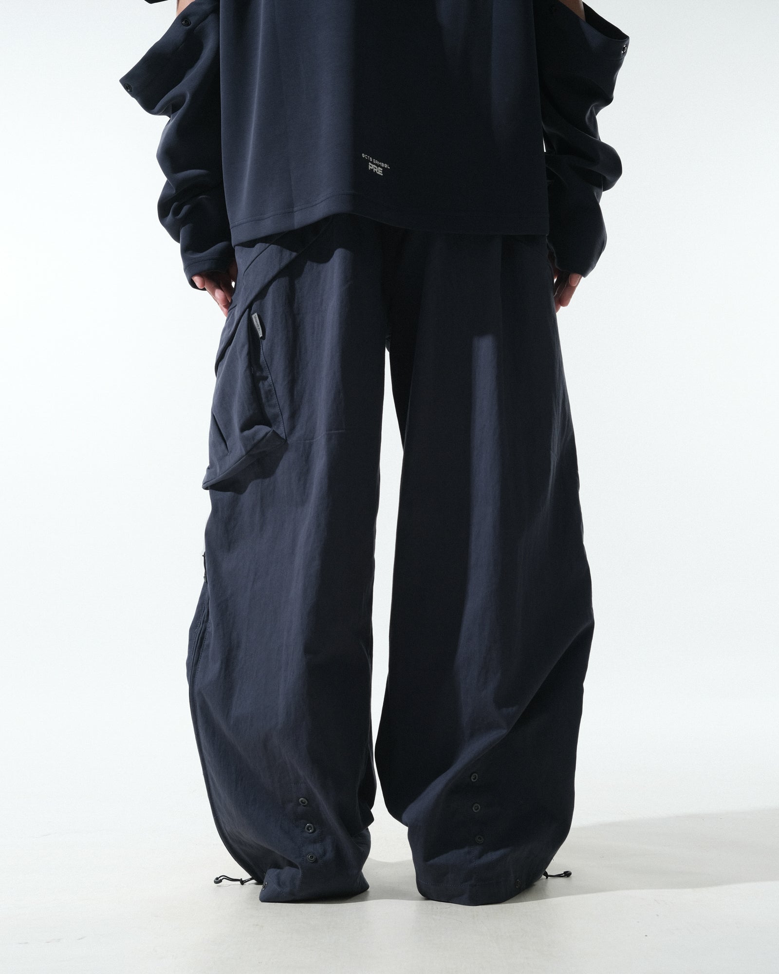 A25-PRE-P1 / Vertical Adapt Pants (Navy)