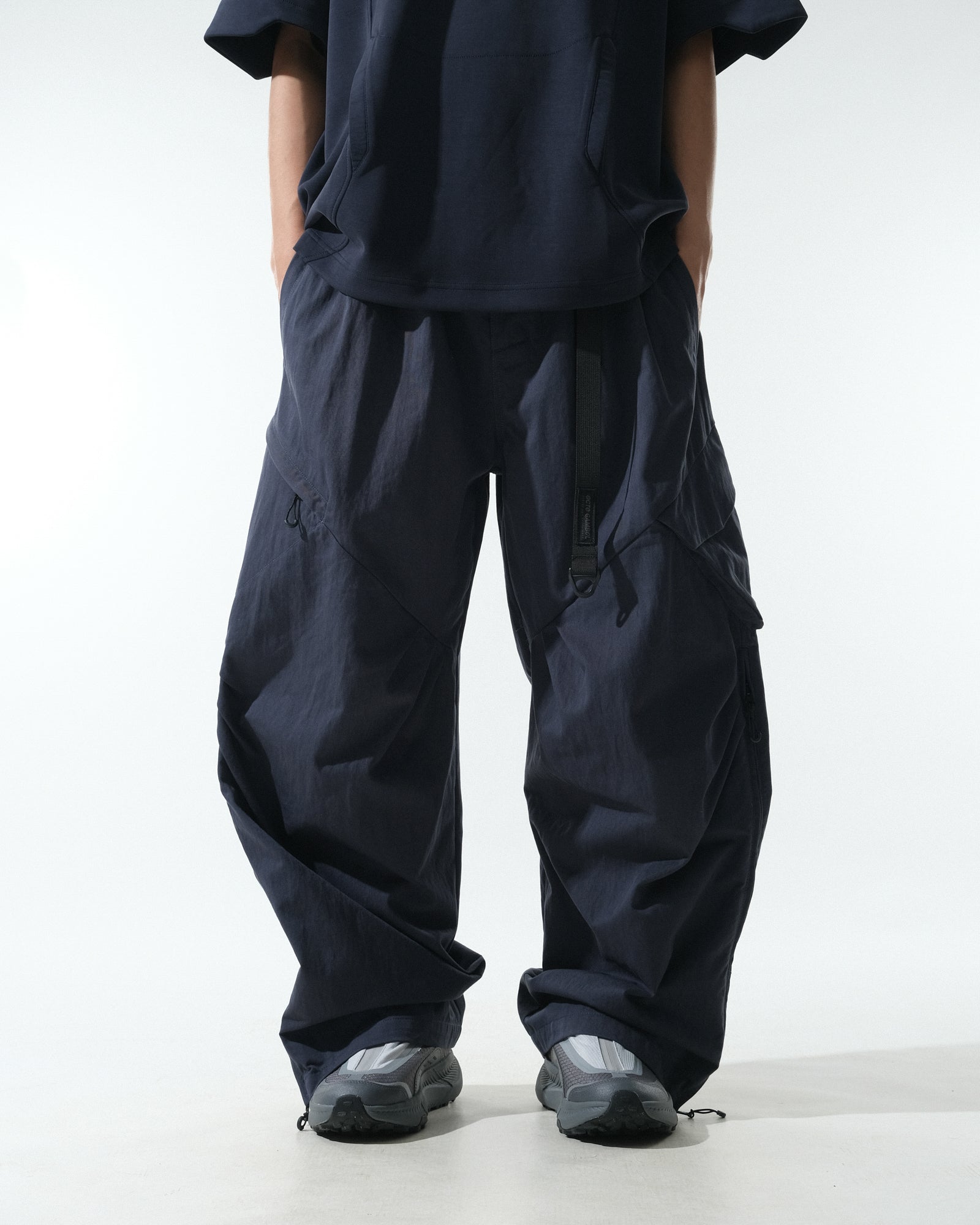A25-PRE-P1 / Vertical Adapt Pants (Navy)