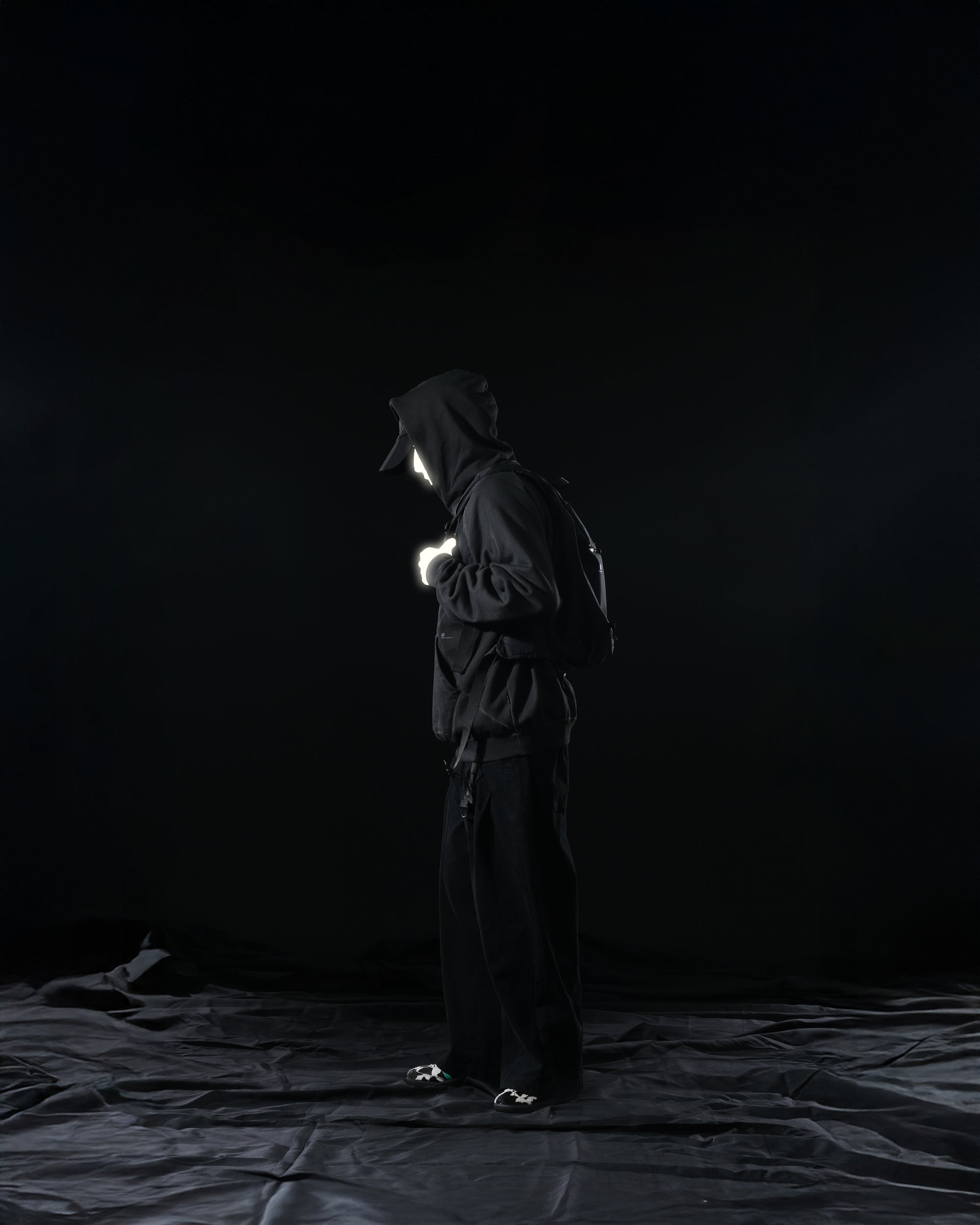 A25-PRH-02 Primary Fade Hoodie (Black)