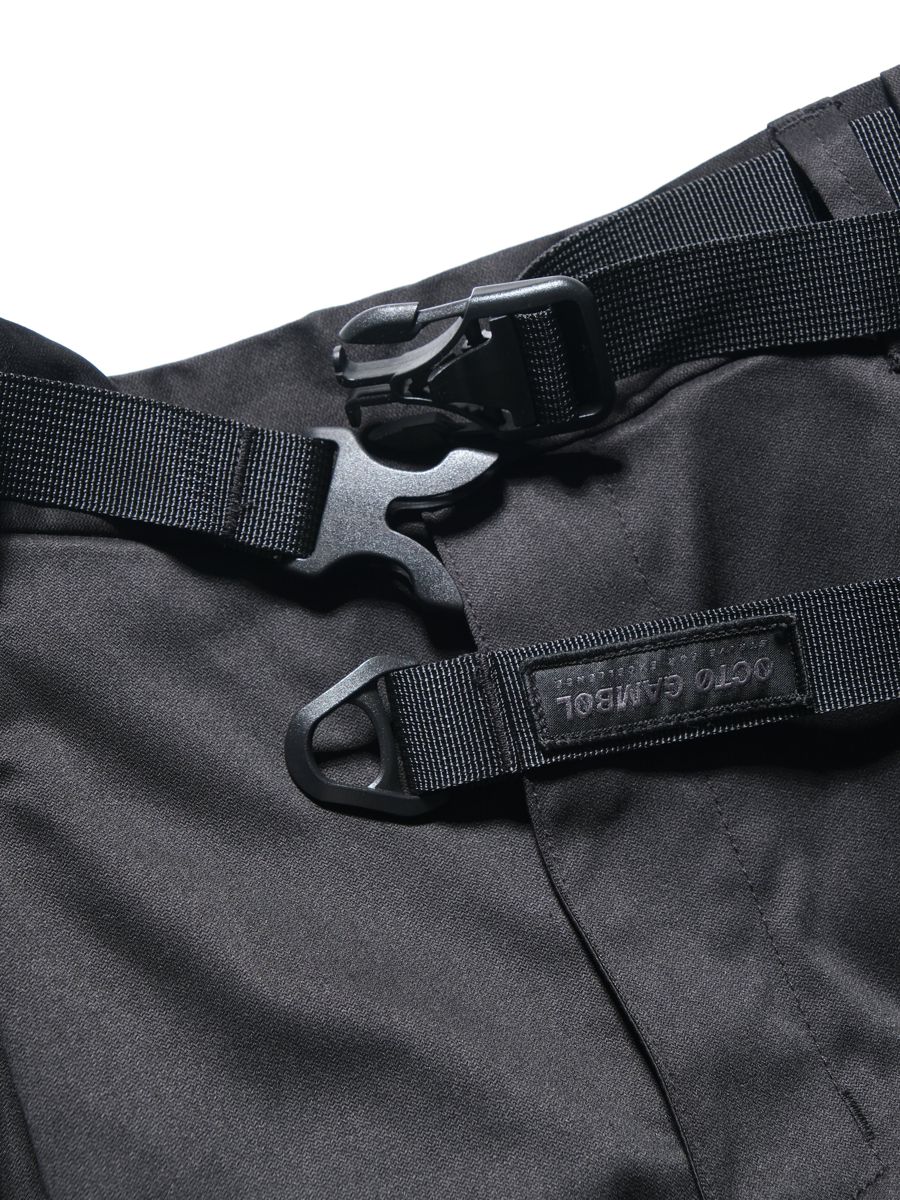 S1/ S25-S-01 Visor Layers Shorts (Black)