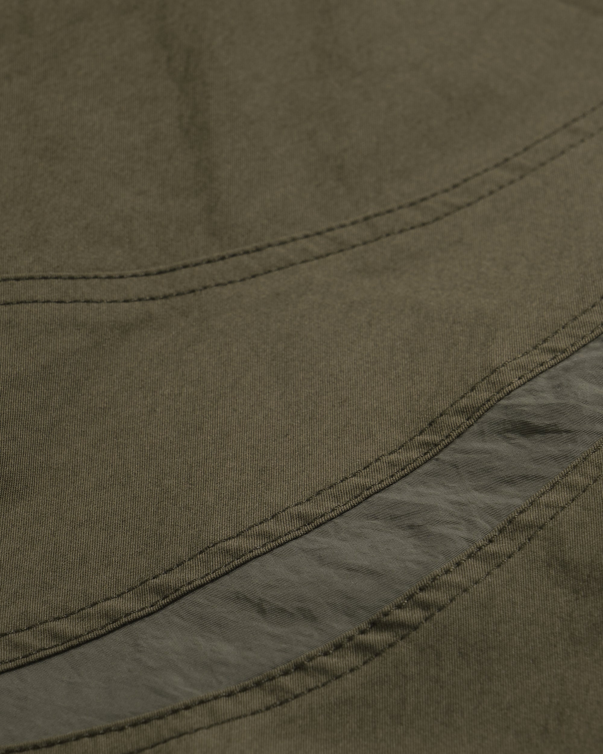 S26-SD2-S / Residual Curve Shorts (B-Olive)