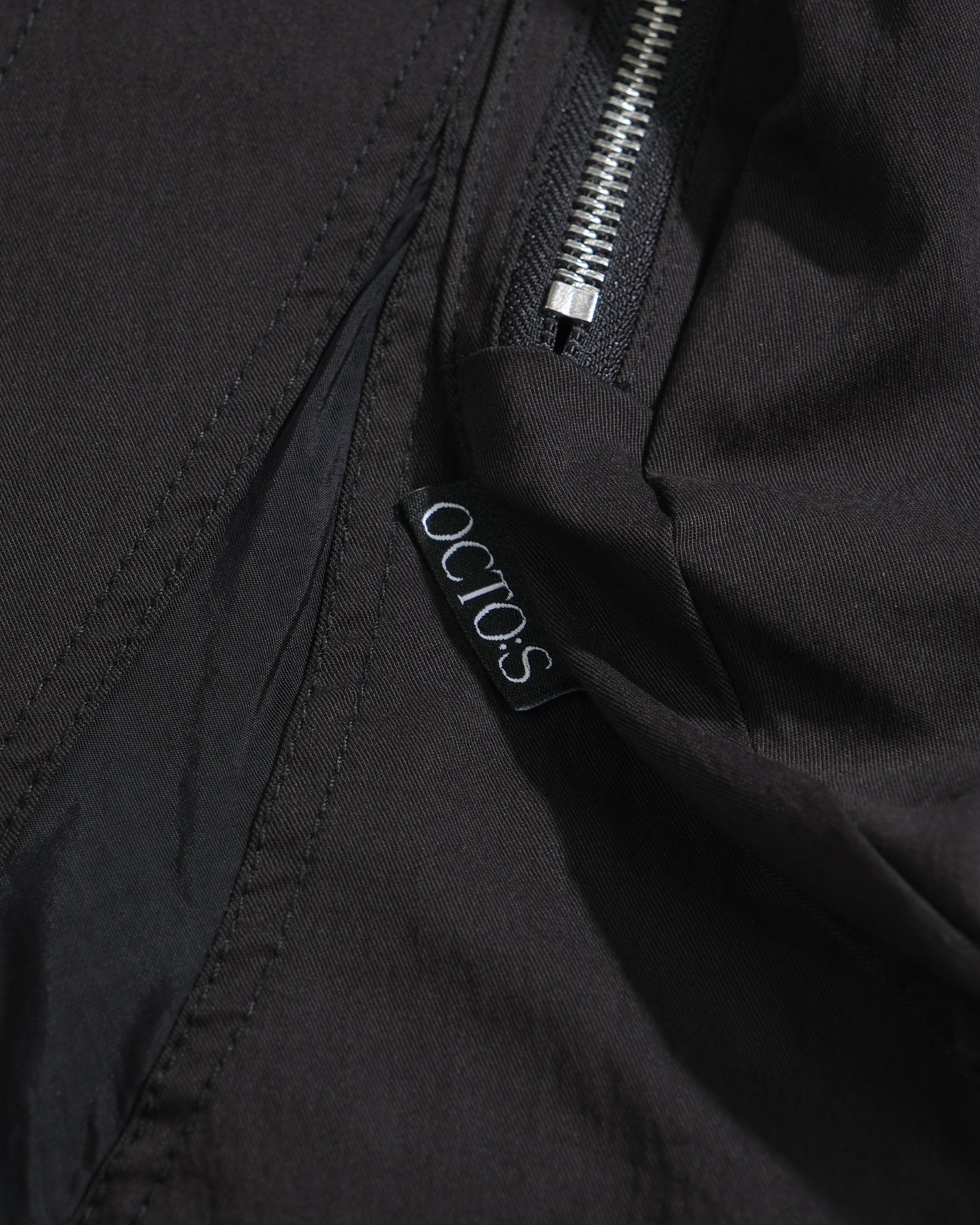 S26-SD2-S / Residual Curve Shorts (Black)