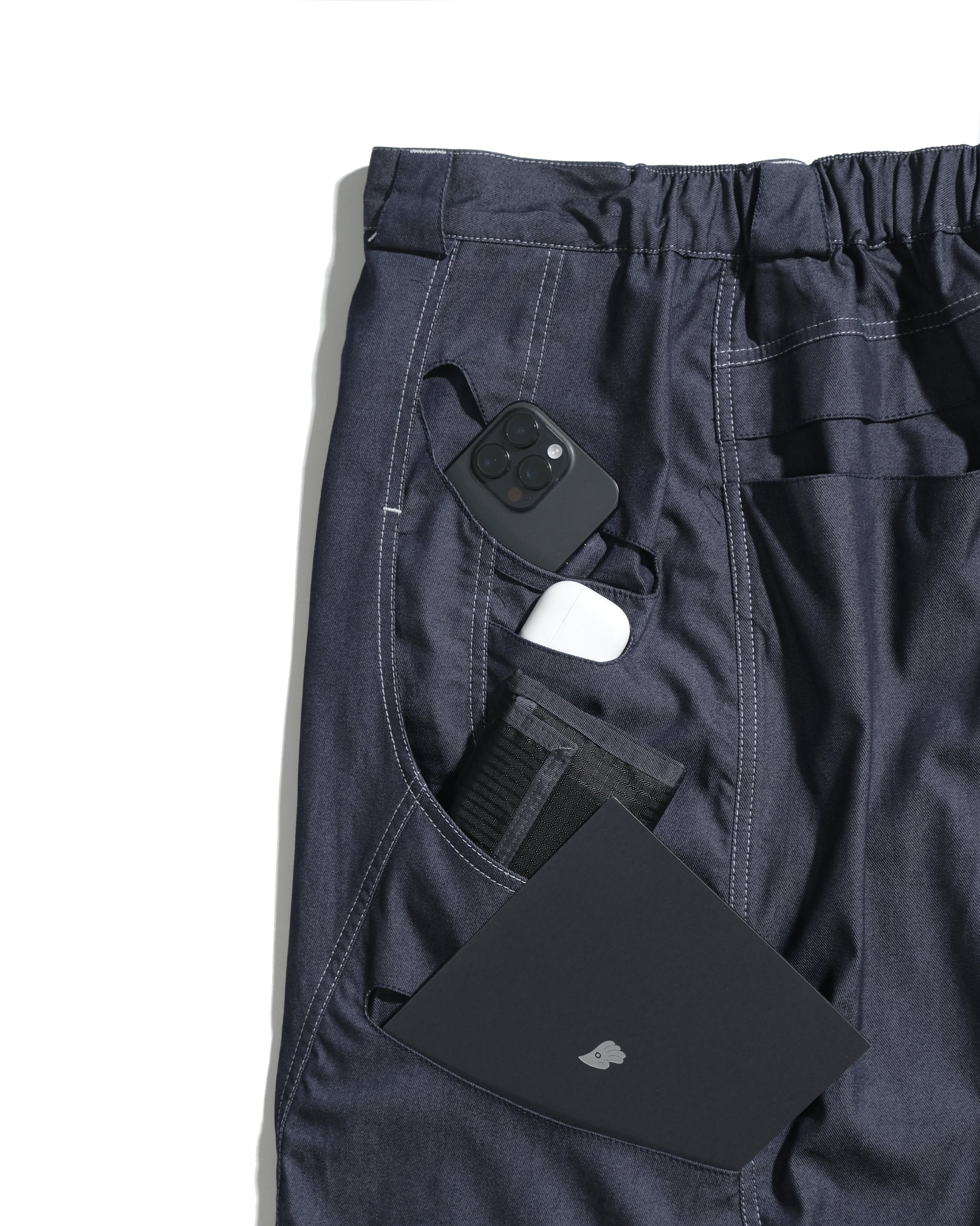 S26-C2-S / Offset Void Shorts (Navy)