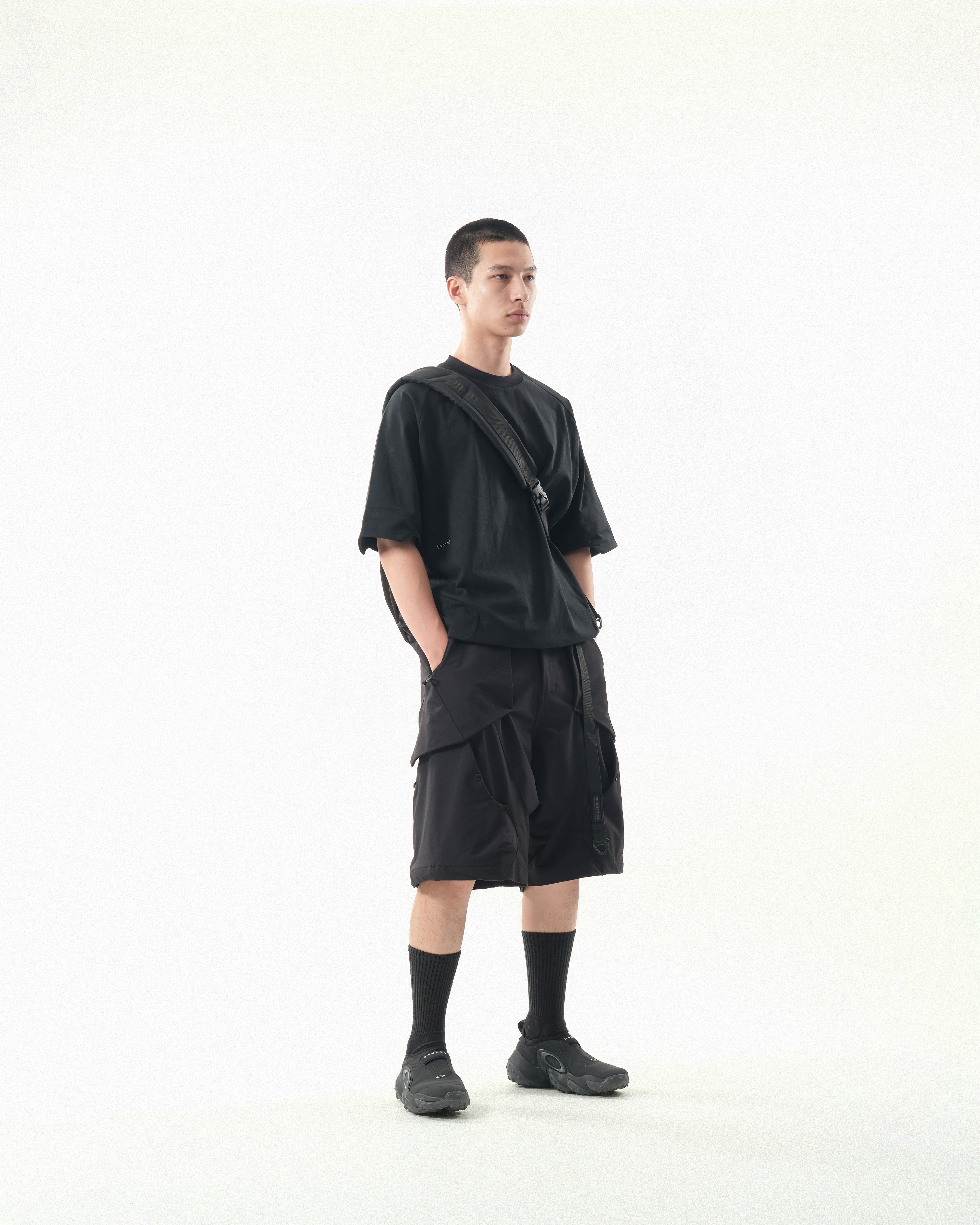 S26-S1-T2 / Visor Print Tee (Black)