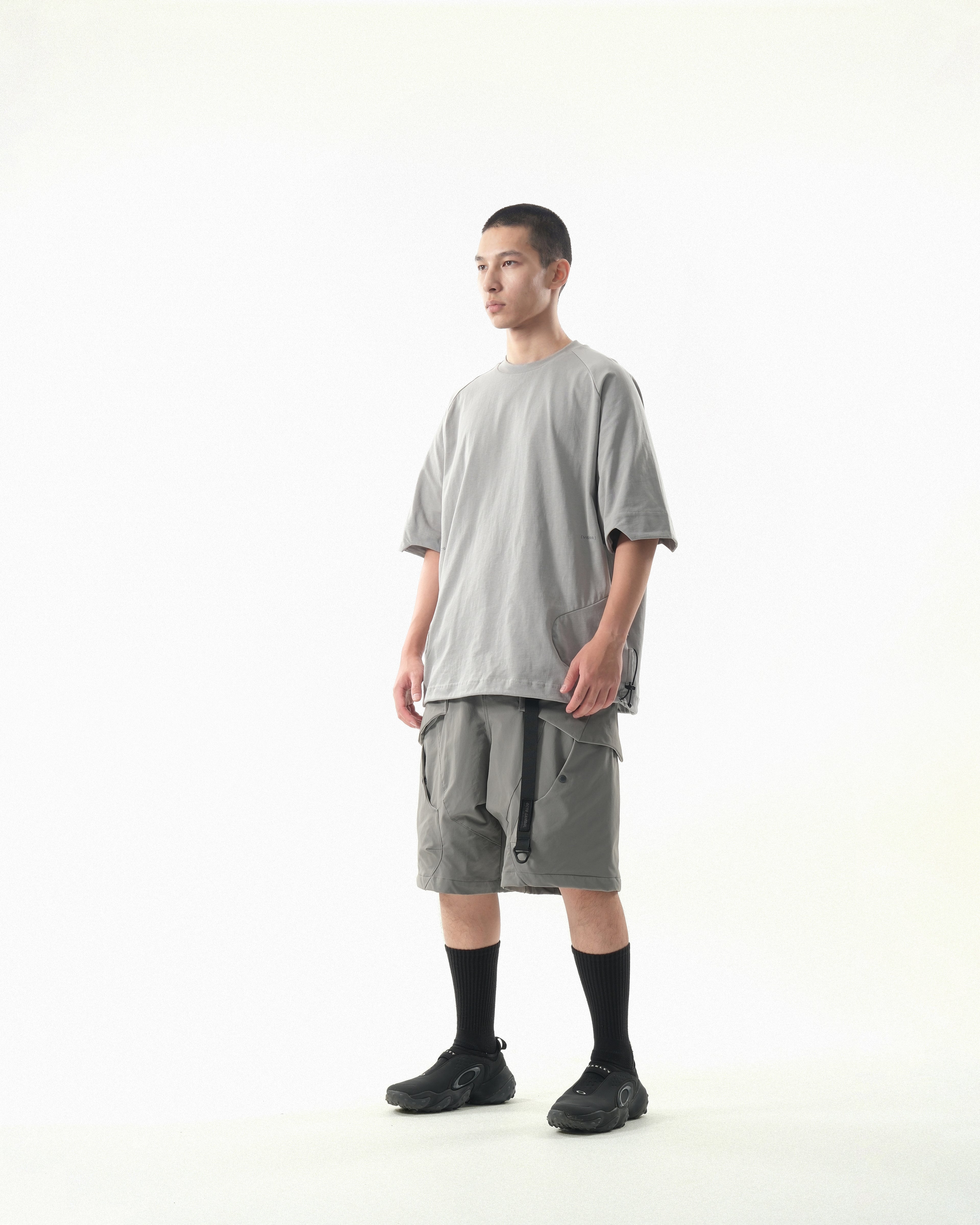 S26-S1-T2 / Visor Print Tee (L-Grey)
