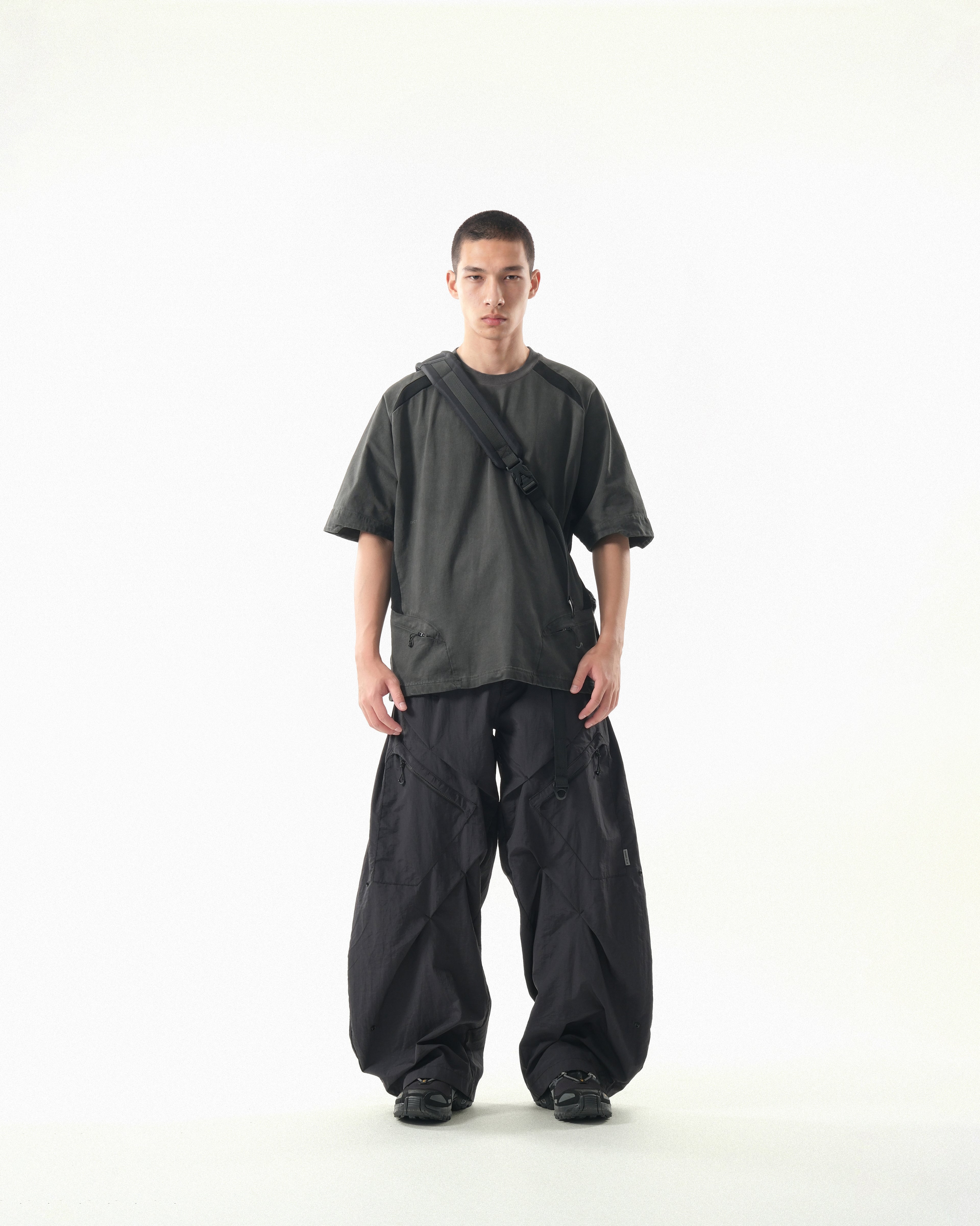 S26-S1-T1 / Visor Washed Panel Tee (Black)