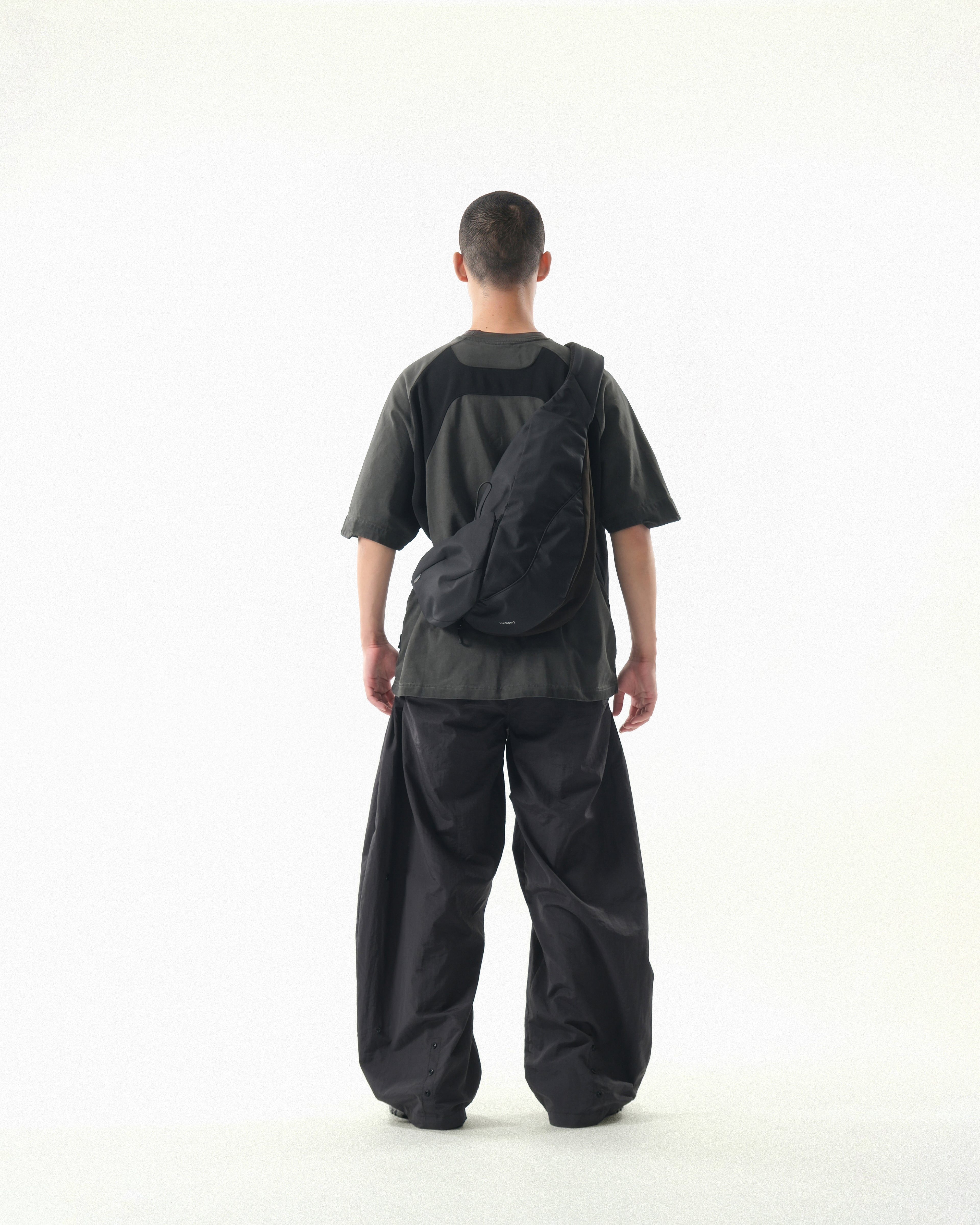 S26-S1-B / Visor Utility Bag (Black)