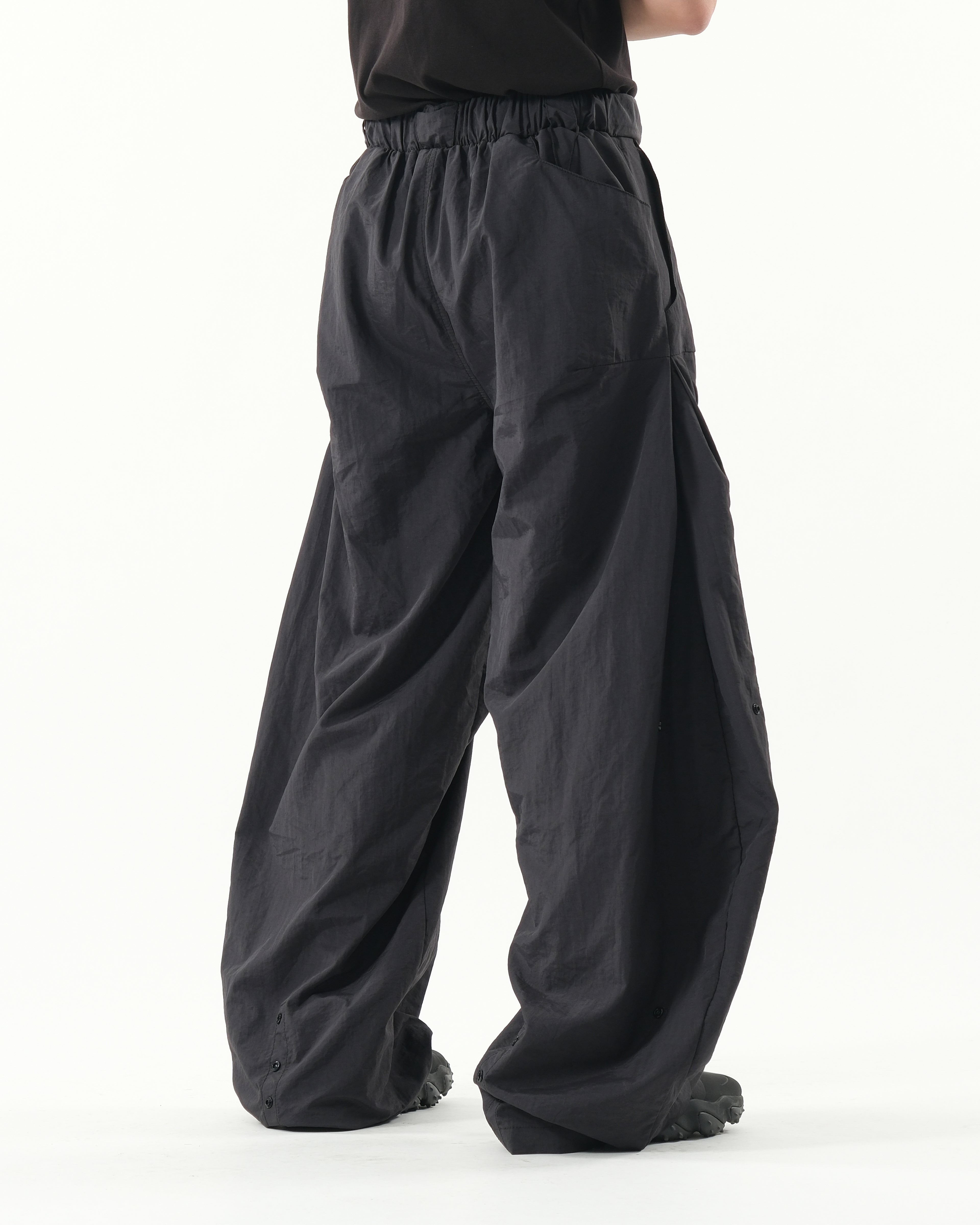 S26-S1-P / Visor Structure Pants (Black)