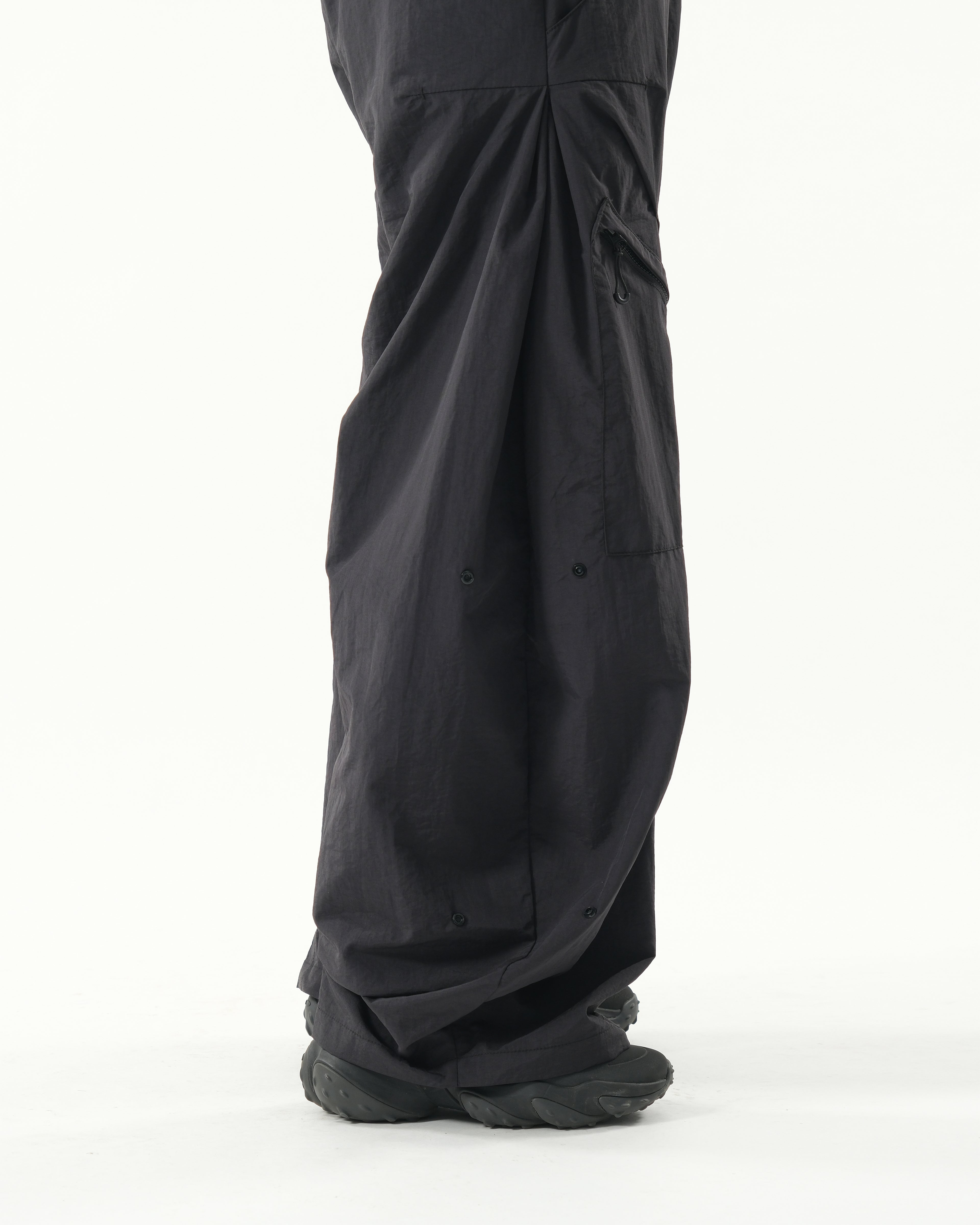 S26-S1-P / Visor Structure Pants (Black)