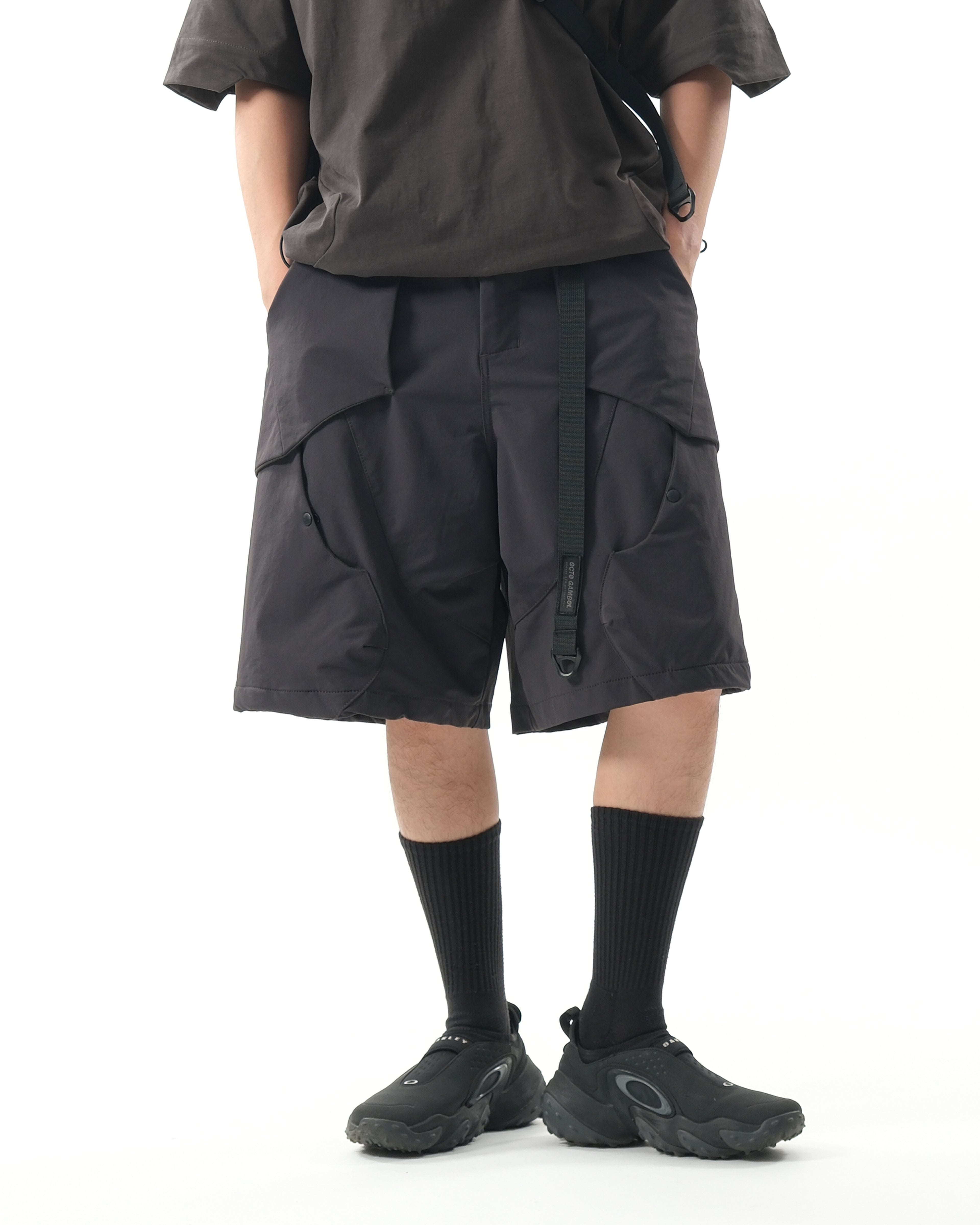 S26-S1-S / Visor Layer Shorts (Grey)