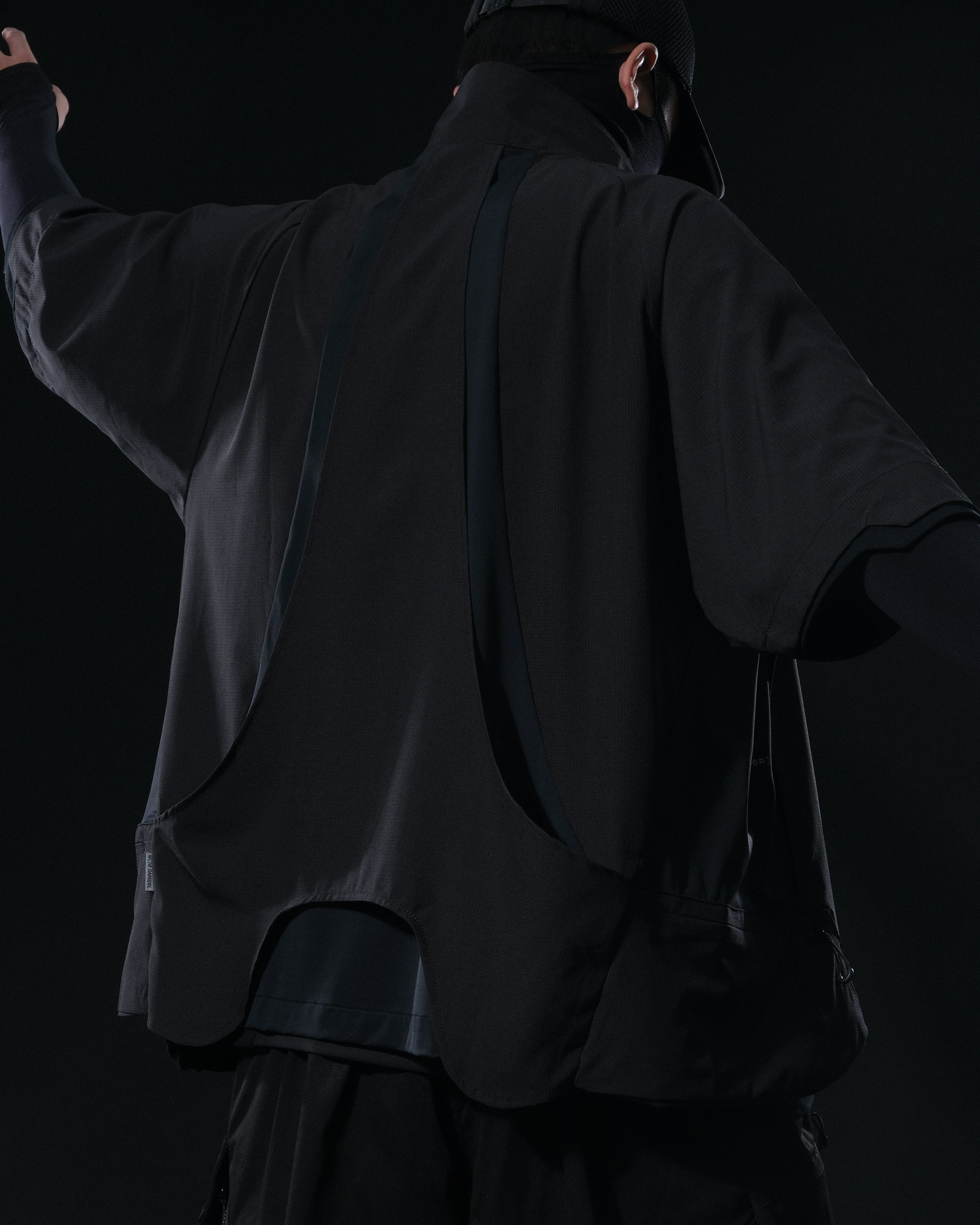 S1/ S25-O-01 Tornado Outer (Black)