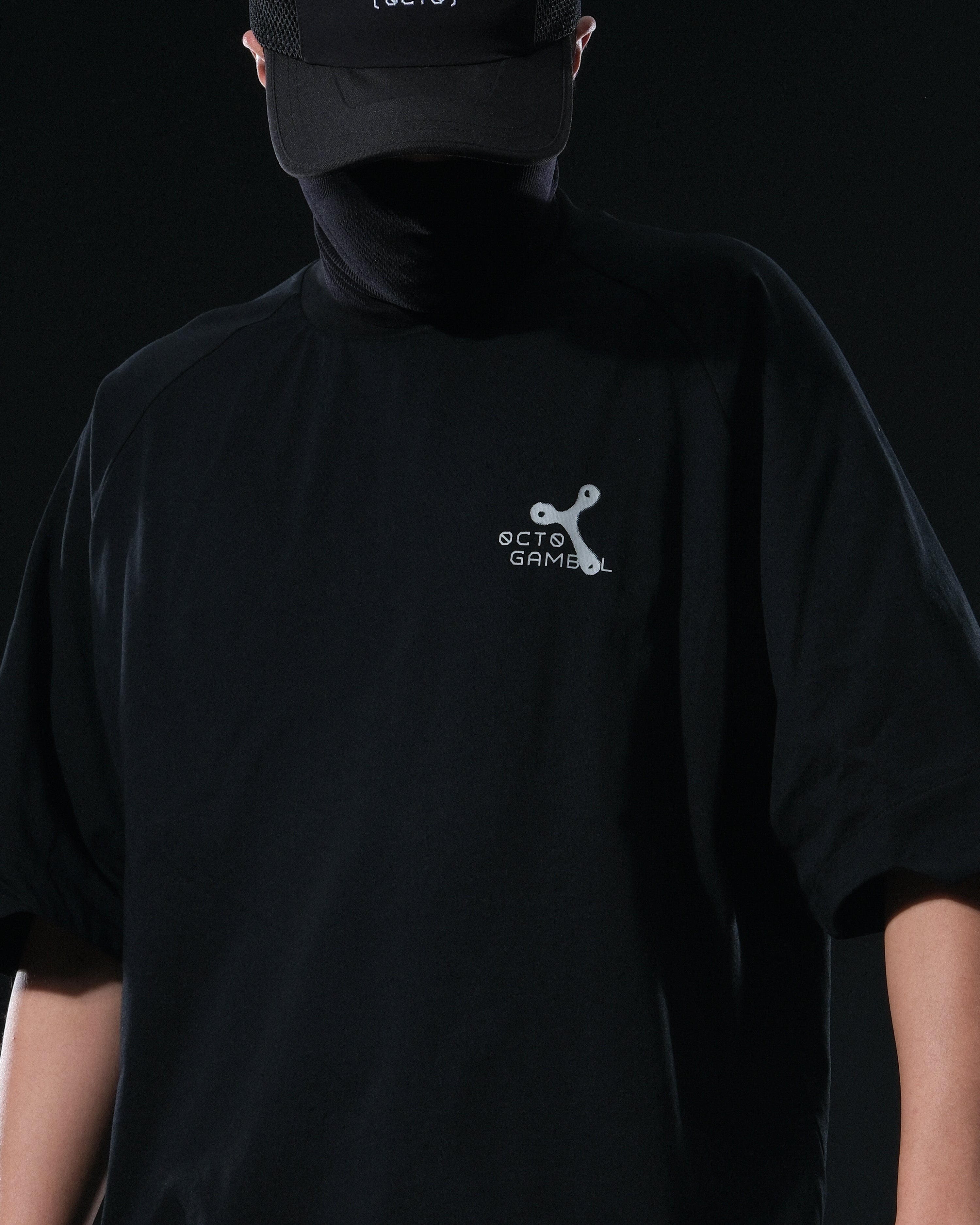 S1/ S25-T-02 Rotate T-shirt (Black)