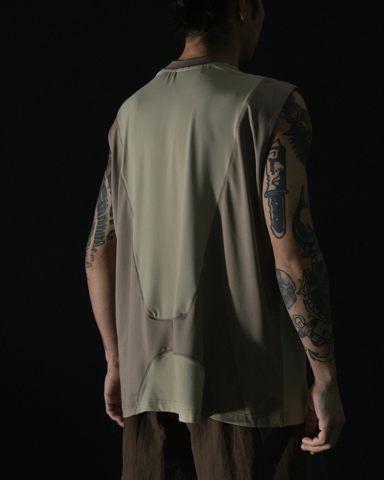 S2/ S25-V-01 Breathable Vest (Brown)