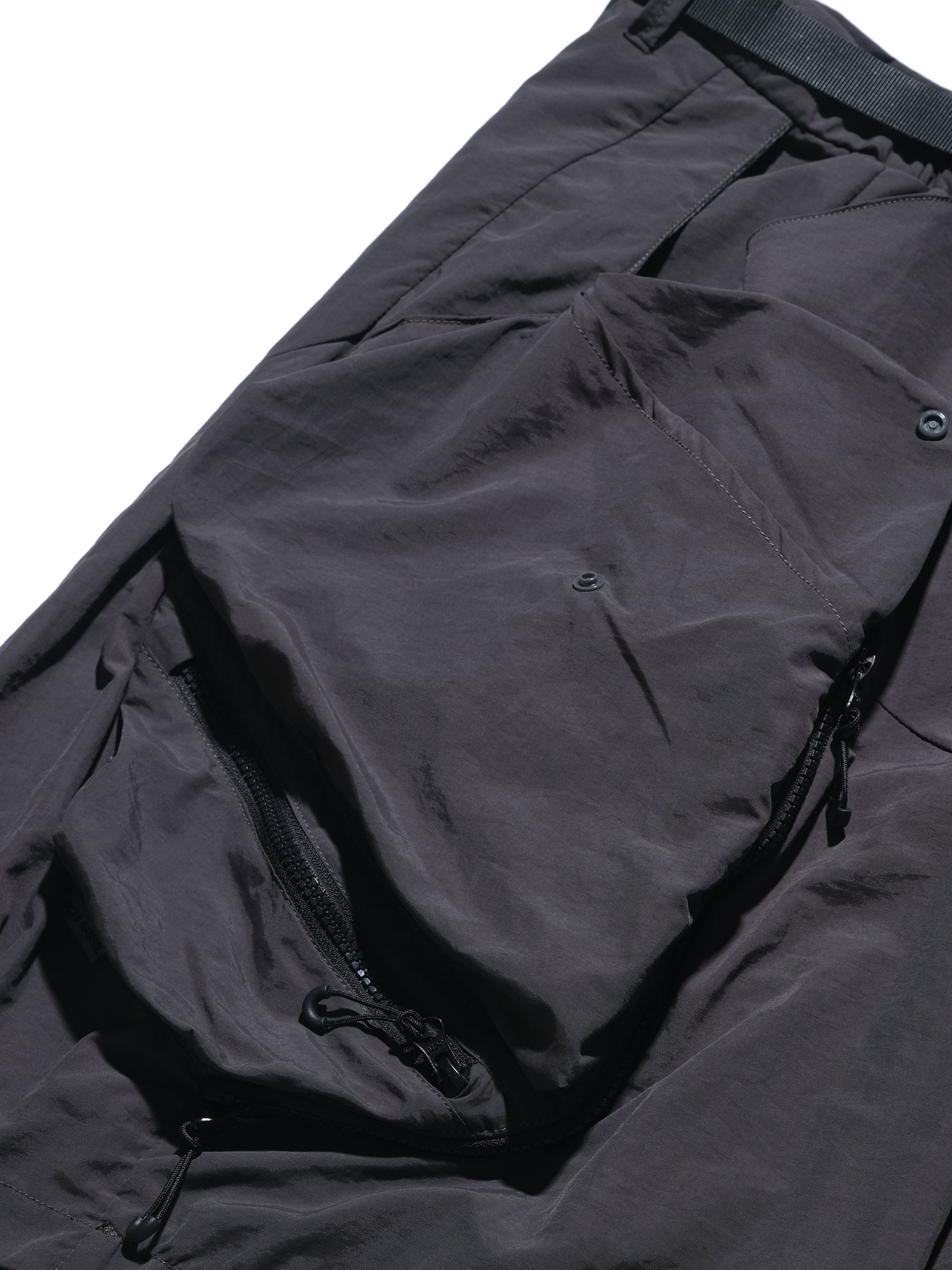 SS23 / 10 —  S23-069 Zip and Breathable Shorts (Dark Grey)