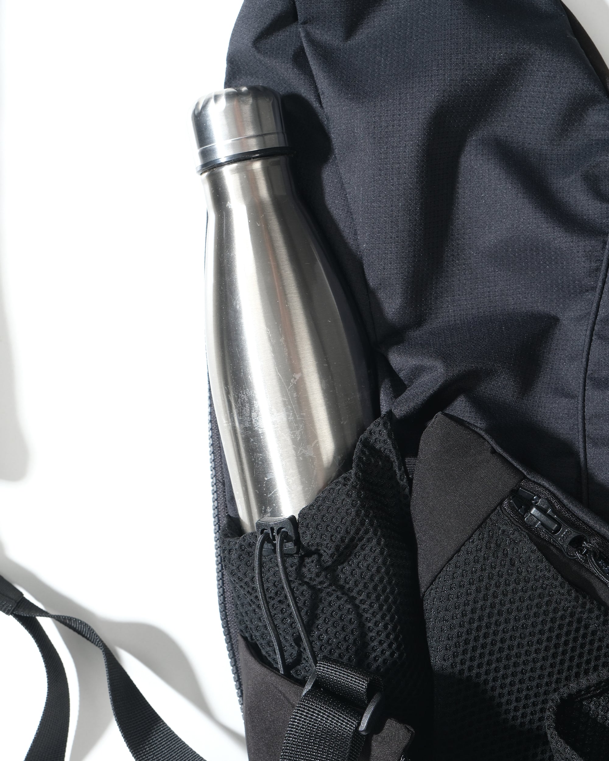 S26-S1-B / Visor Utility Bag (Black)